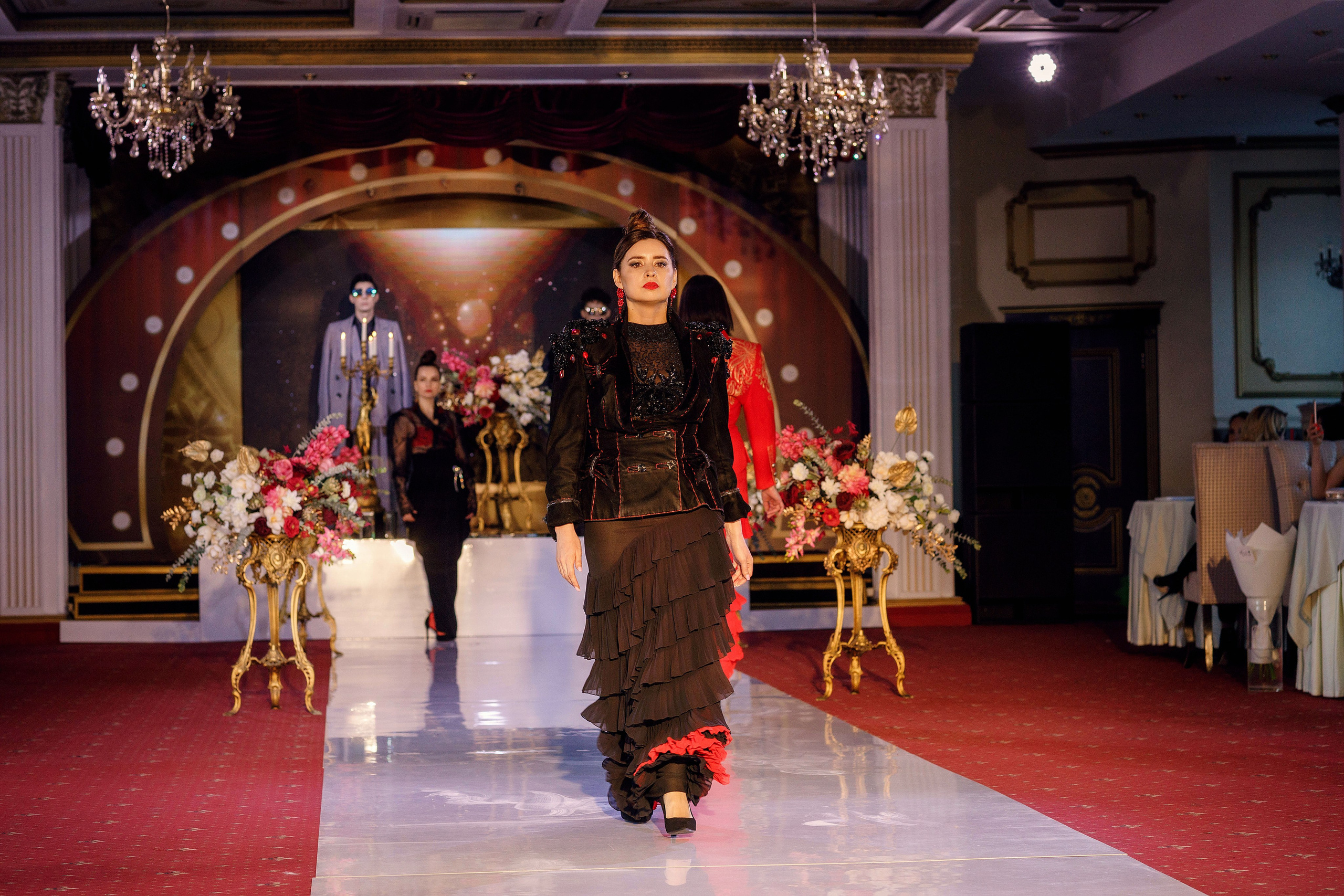 Показ коллекции Игоря Дадиани — 2023.04.01. Портретный и репортажный фотограф в Чебоксарах Андриян Чаркин