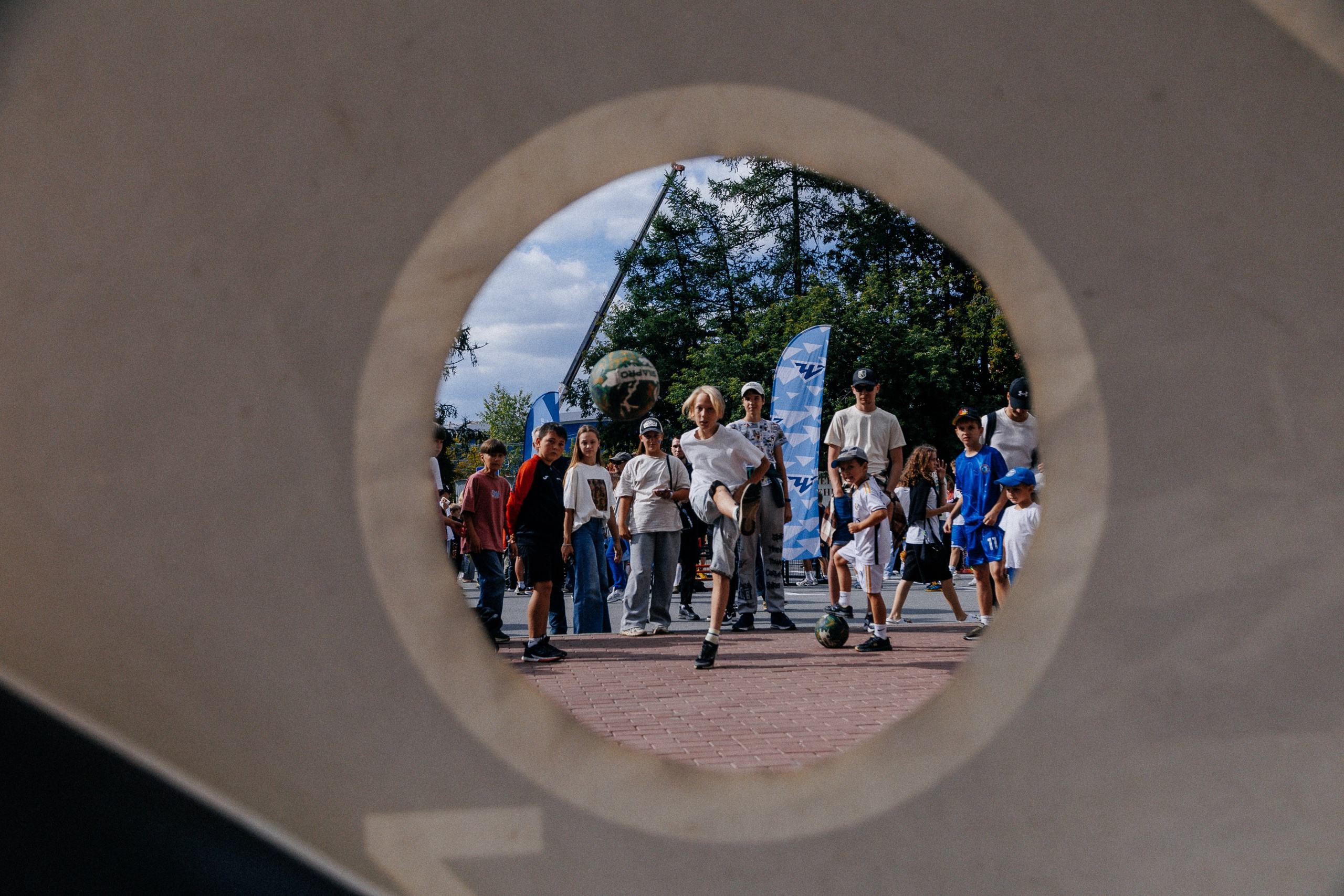 ФК ЧЕЛЯБИНСК Х ФК ВОЛГА. Репортажный фотограф Макс Брагин