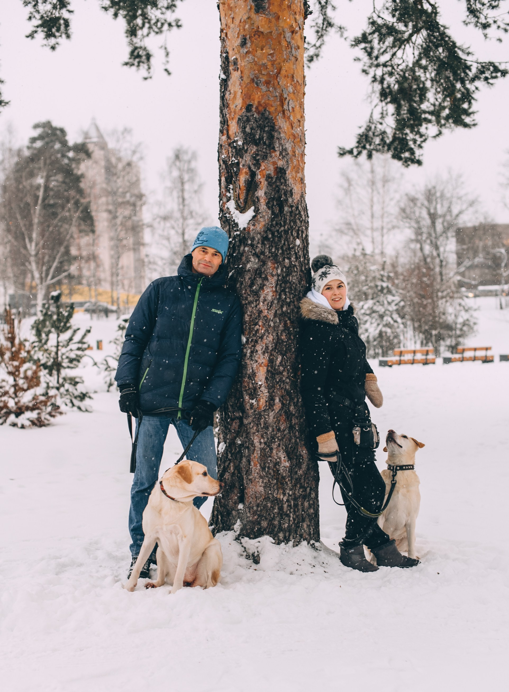 Зимняя прогулка папы и дочери. Свадебный и семейный фотограф София Невская