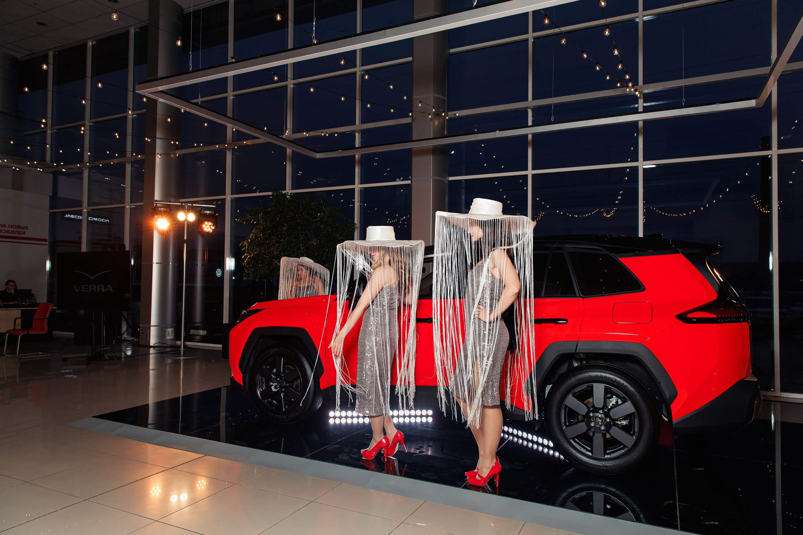 Презентация новой Toyota RAV4. Репортажный и свадебный фотограф в Уфе Павел Кожевников