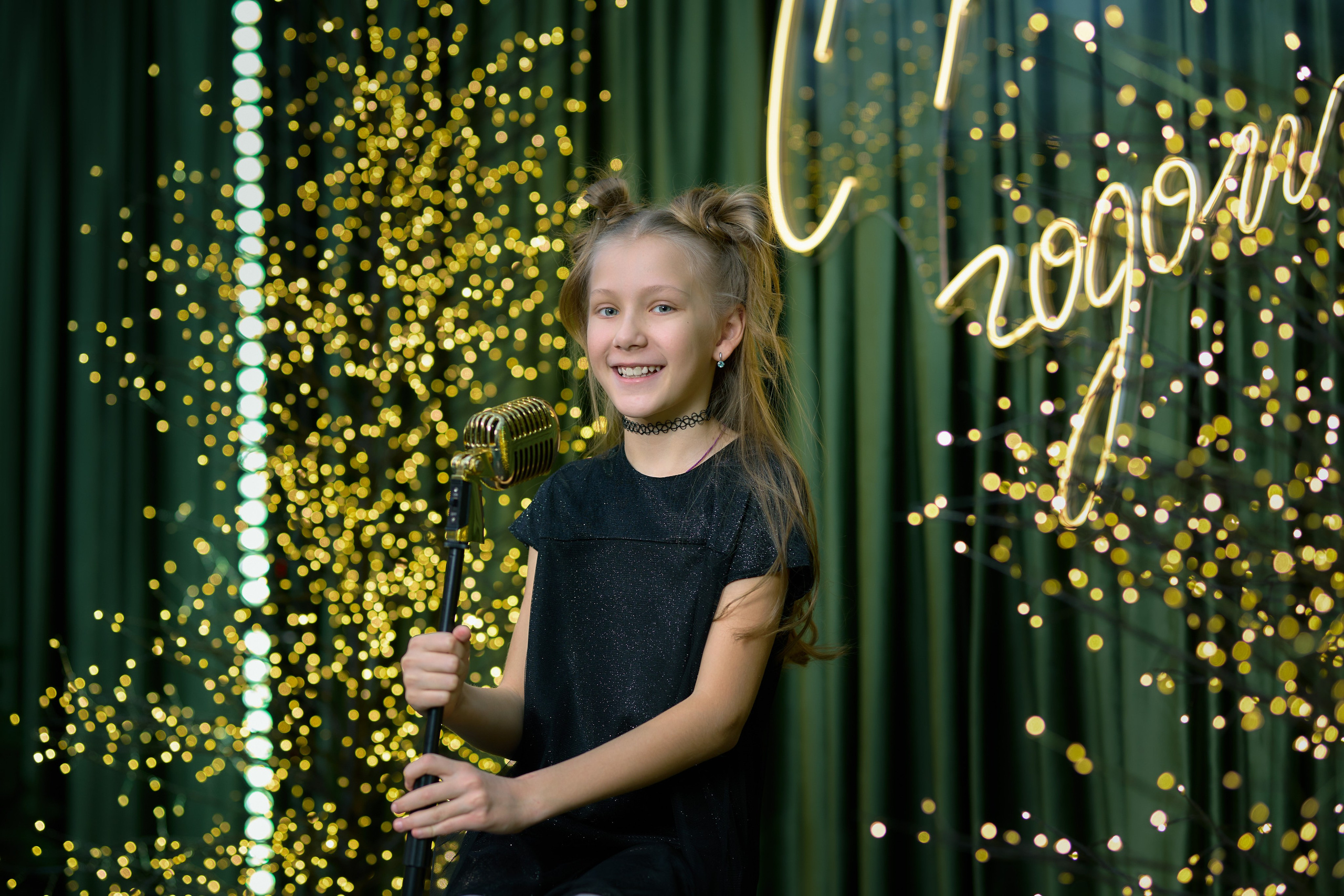 Семейная студийная новогодняя фотосессия. Владимир Суздалов (ProMaXe) — Портретный фотограф, тематические фотосессии в Чебоксарах