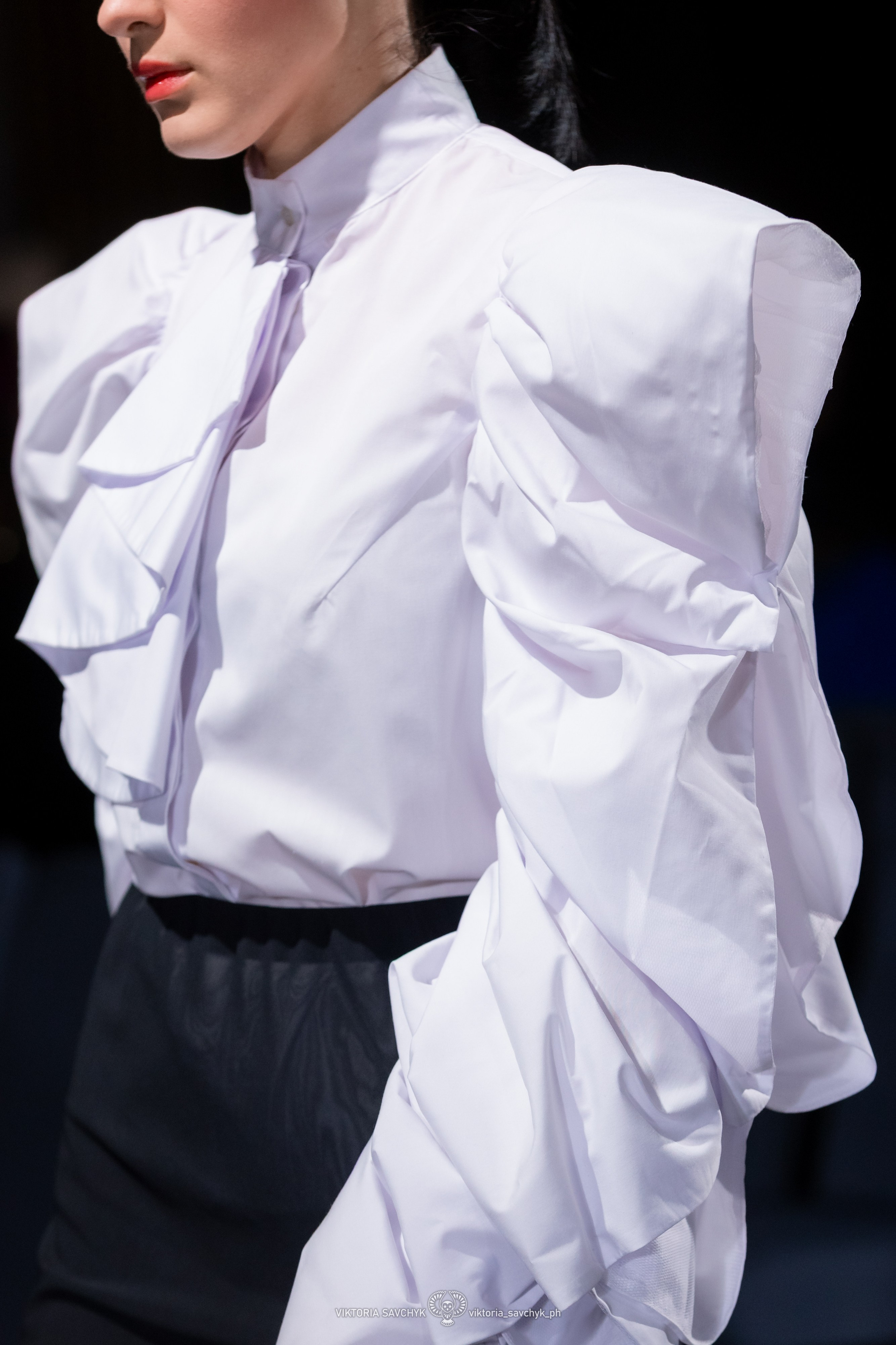 Подиум Rostov Fashion Show 2025. Осень-зима. Фотограф в Ростов-на-Дону Виктория Савчук