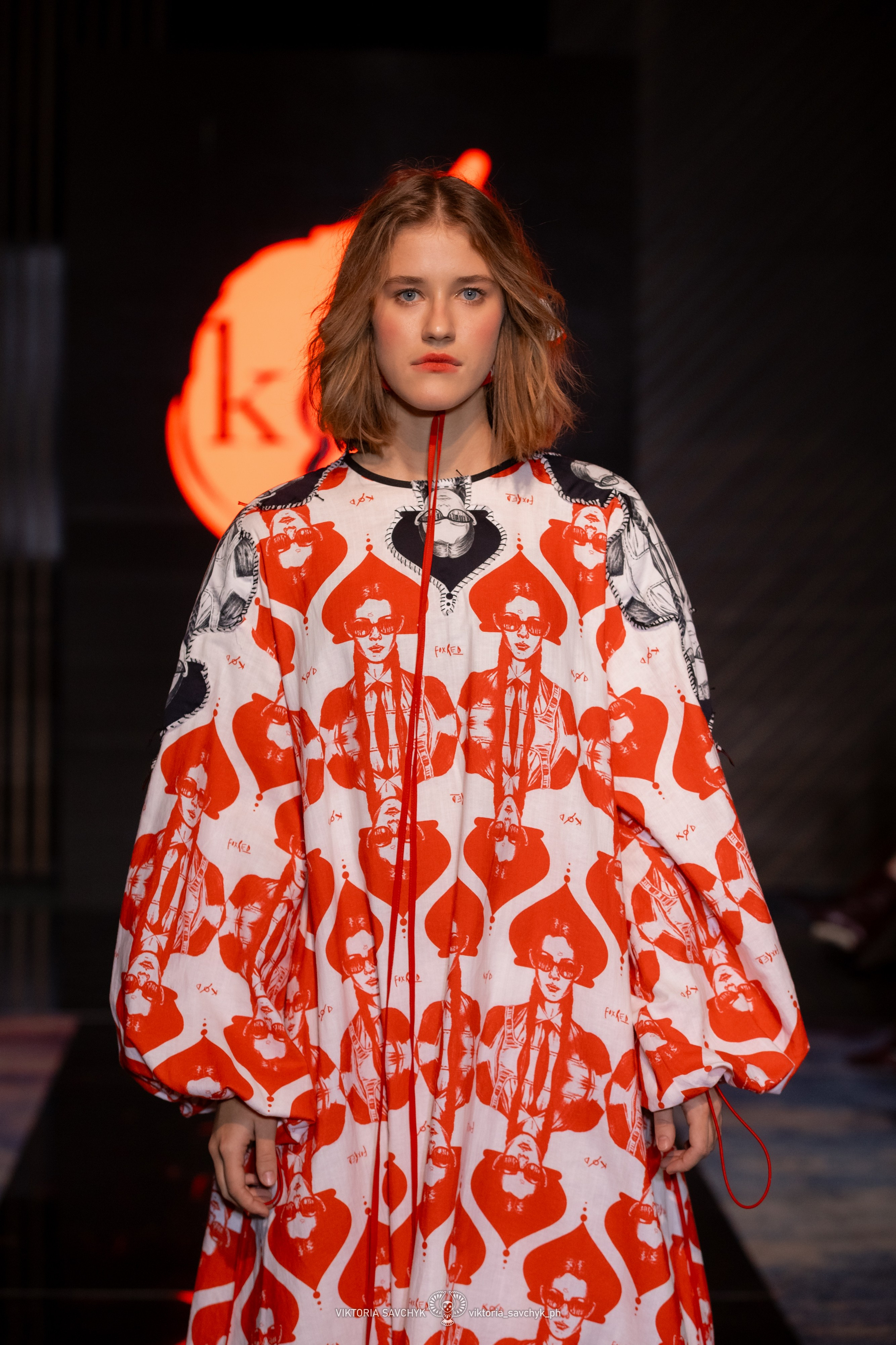 Подиум Rostov Fashion Show 2025. Осень-зима. Фотограф в Ростов-на-Дону Виктория Савчук
