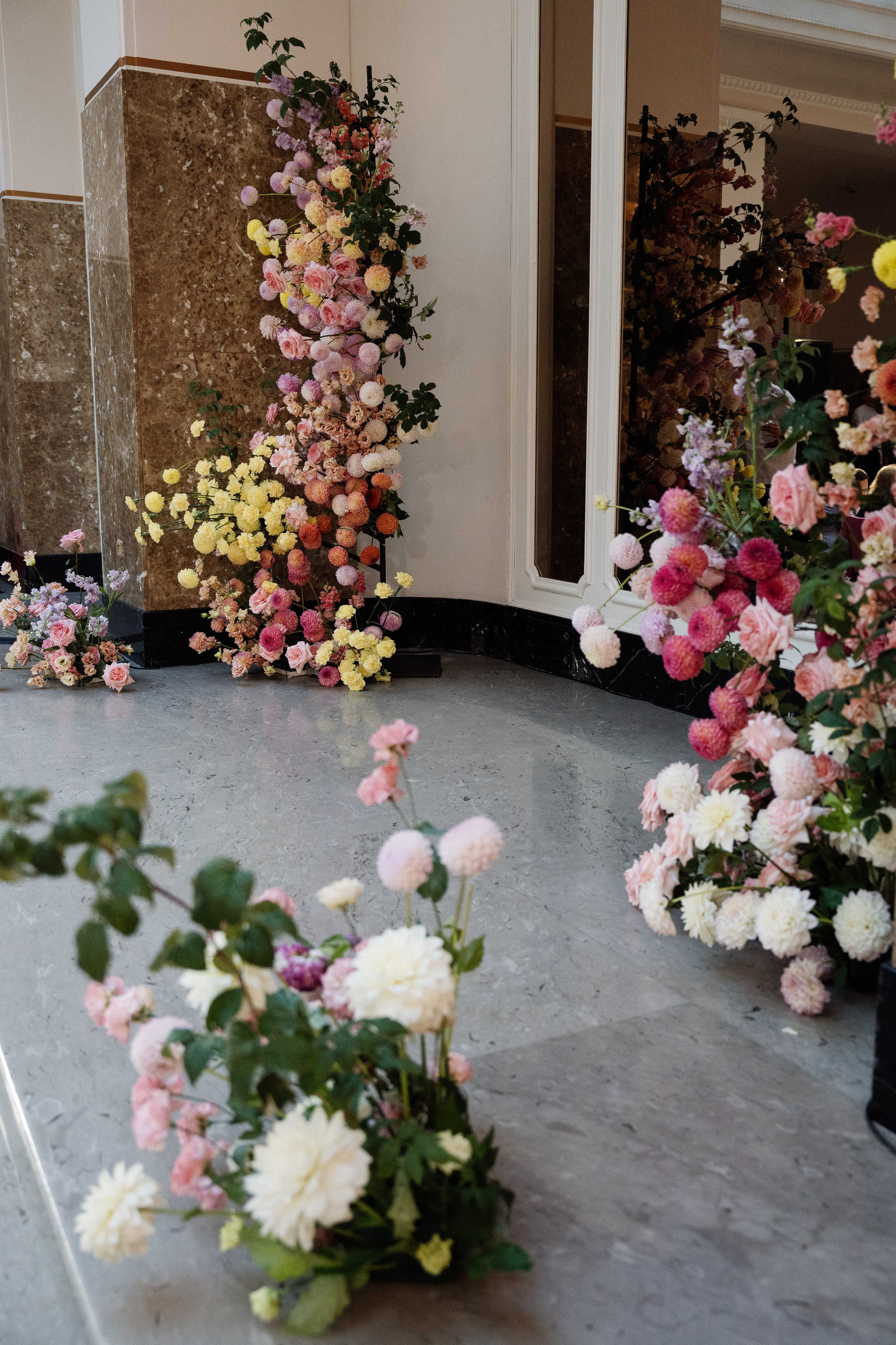 Свадьба в астории. Свадебный фотограф организатор в Санкт-Петербурге Ассоль Опарина