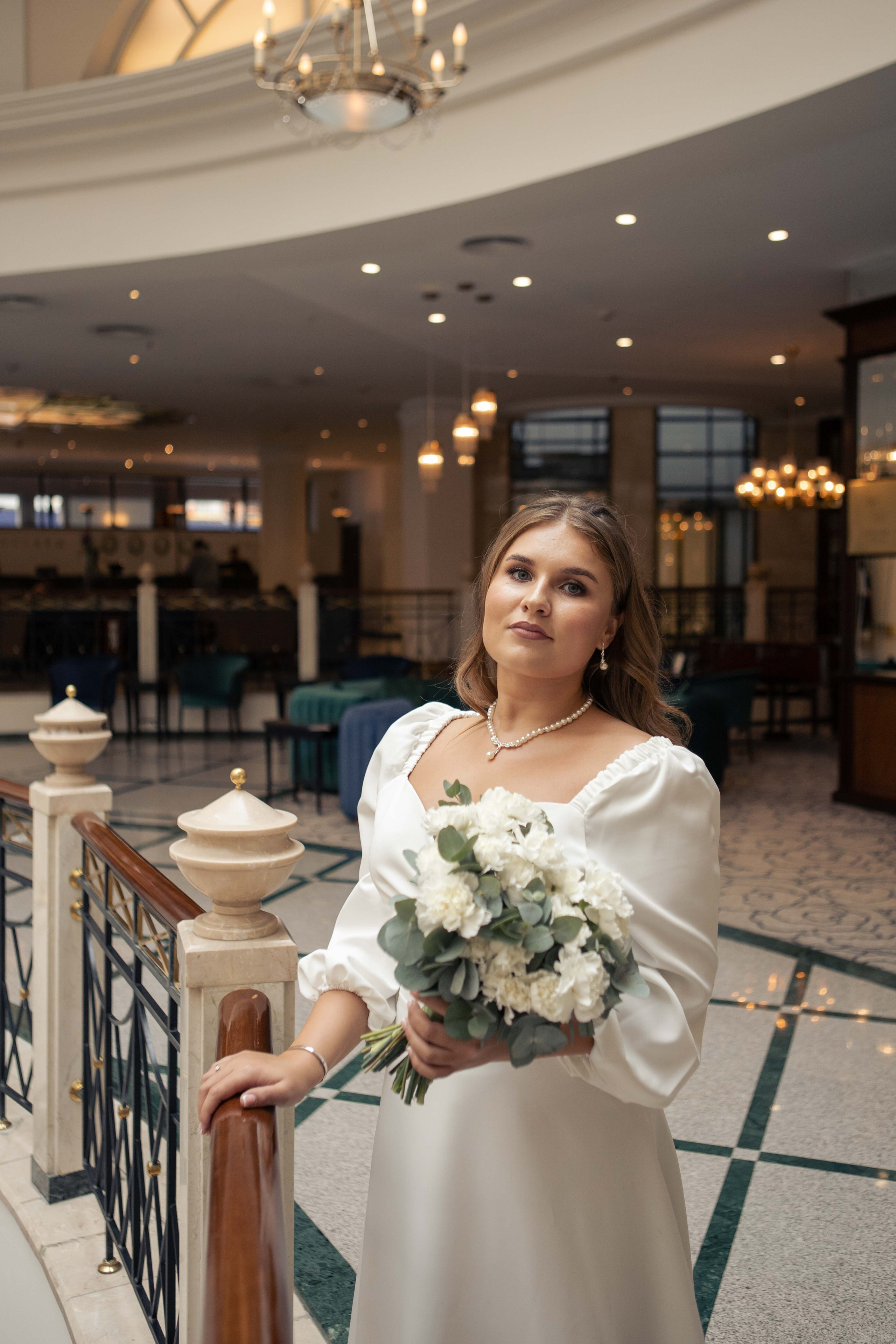 Свадебная фотосессия в Москве в отеле. Фотограф Валерия Горбунова Подольск Бутово Видное Щербинка