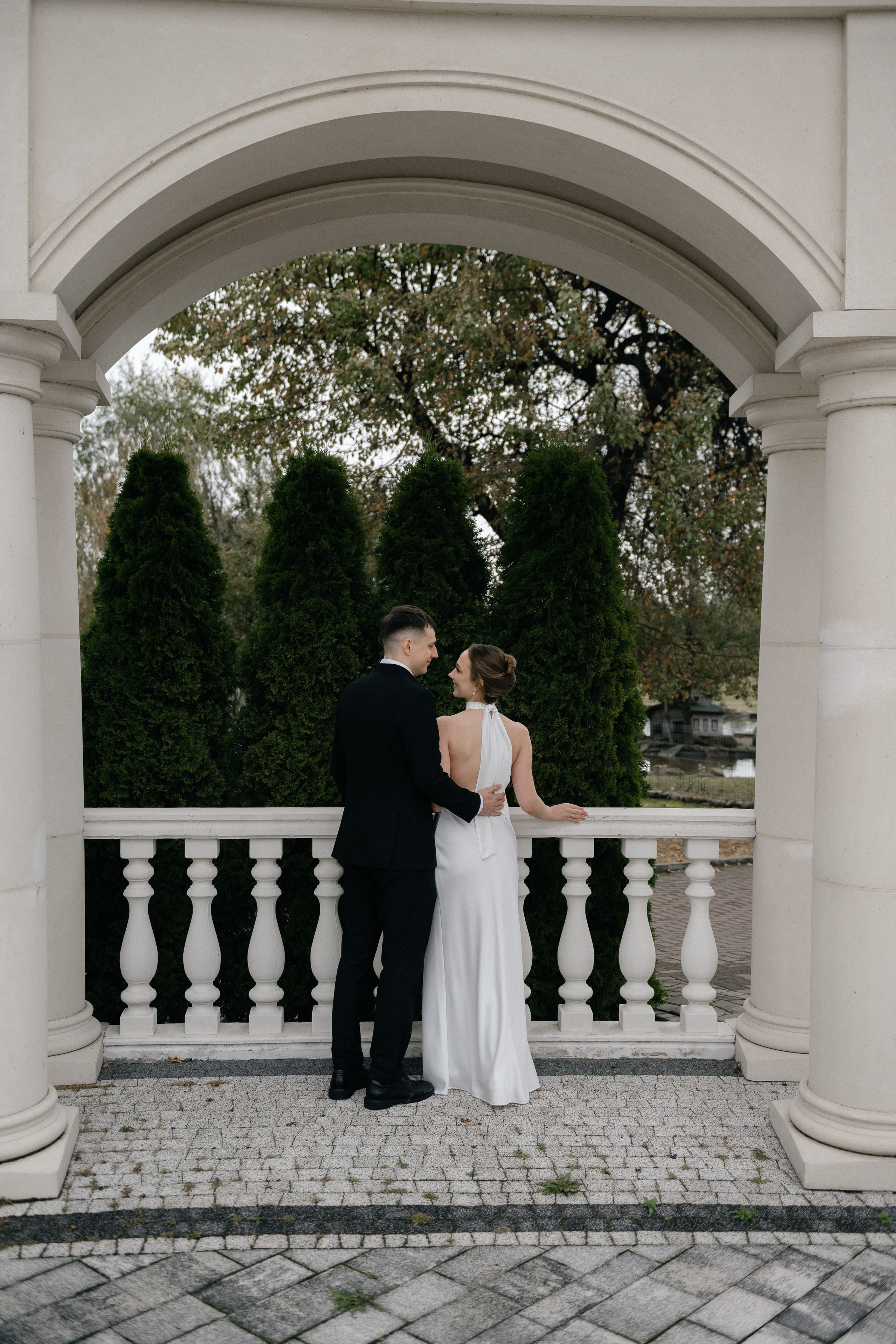 Wedding day in Martinique Bar. Wedding PHOTOGRAPHER Andrew Vnukov