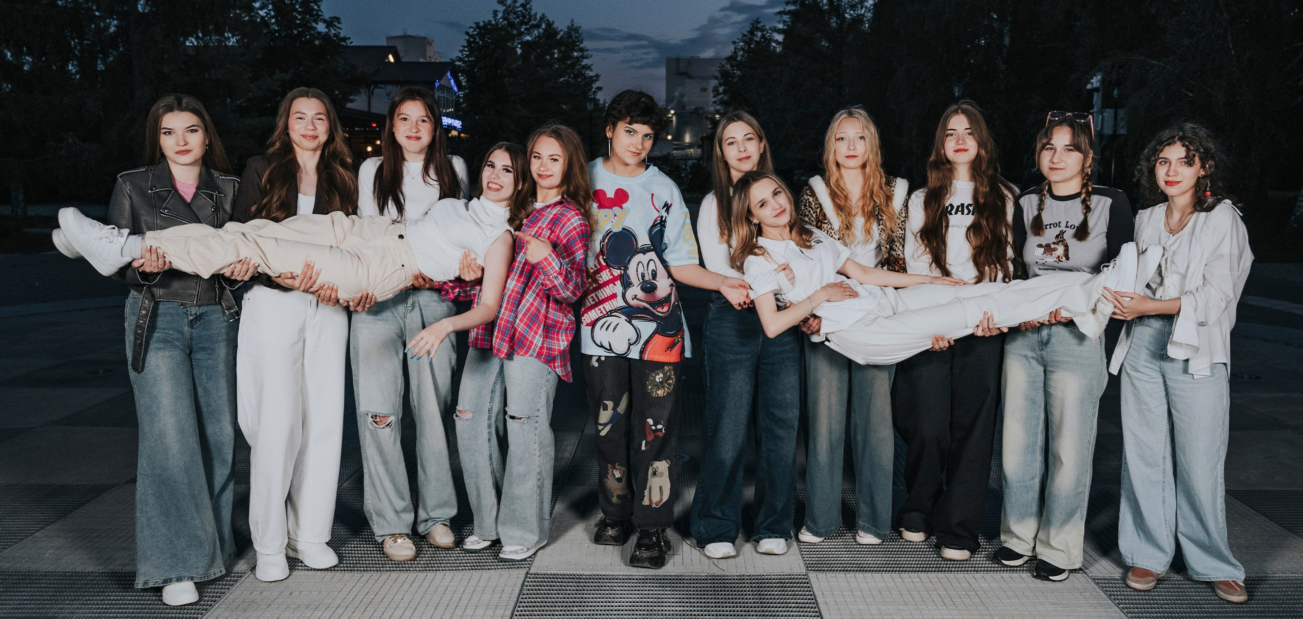 Выпускные альбомы и Школьный фотограф в Алексеевке, Бирюче, Красном