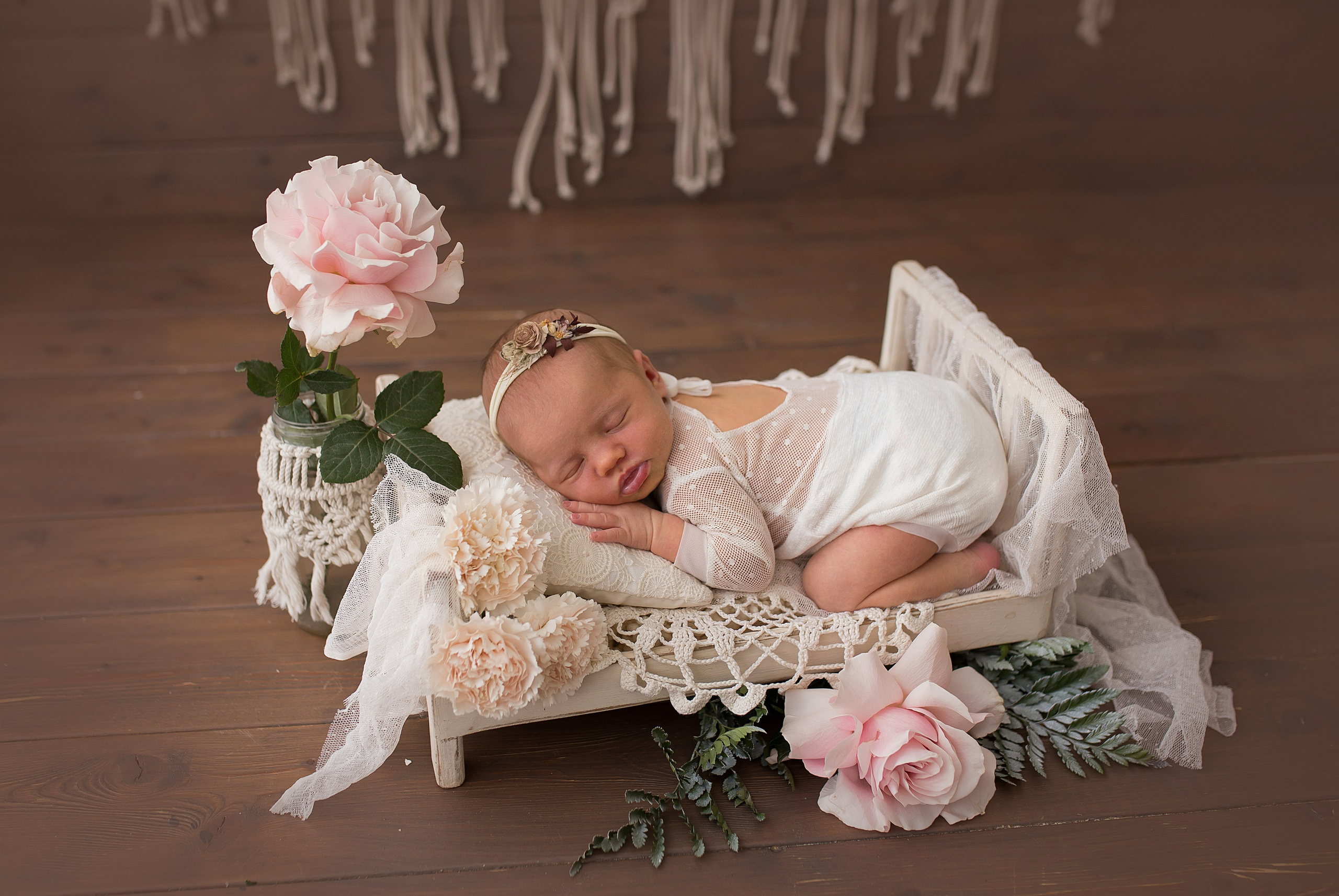 Фотосессия новорождённого. Фотограф новорождённых малышей и детский фотограф В Казани Лана Максим