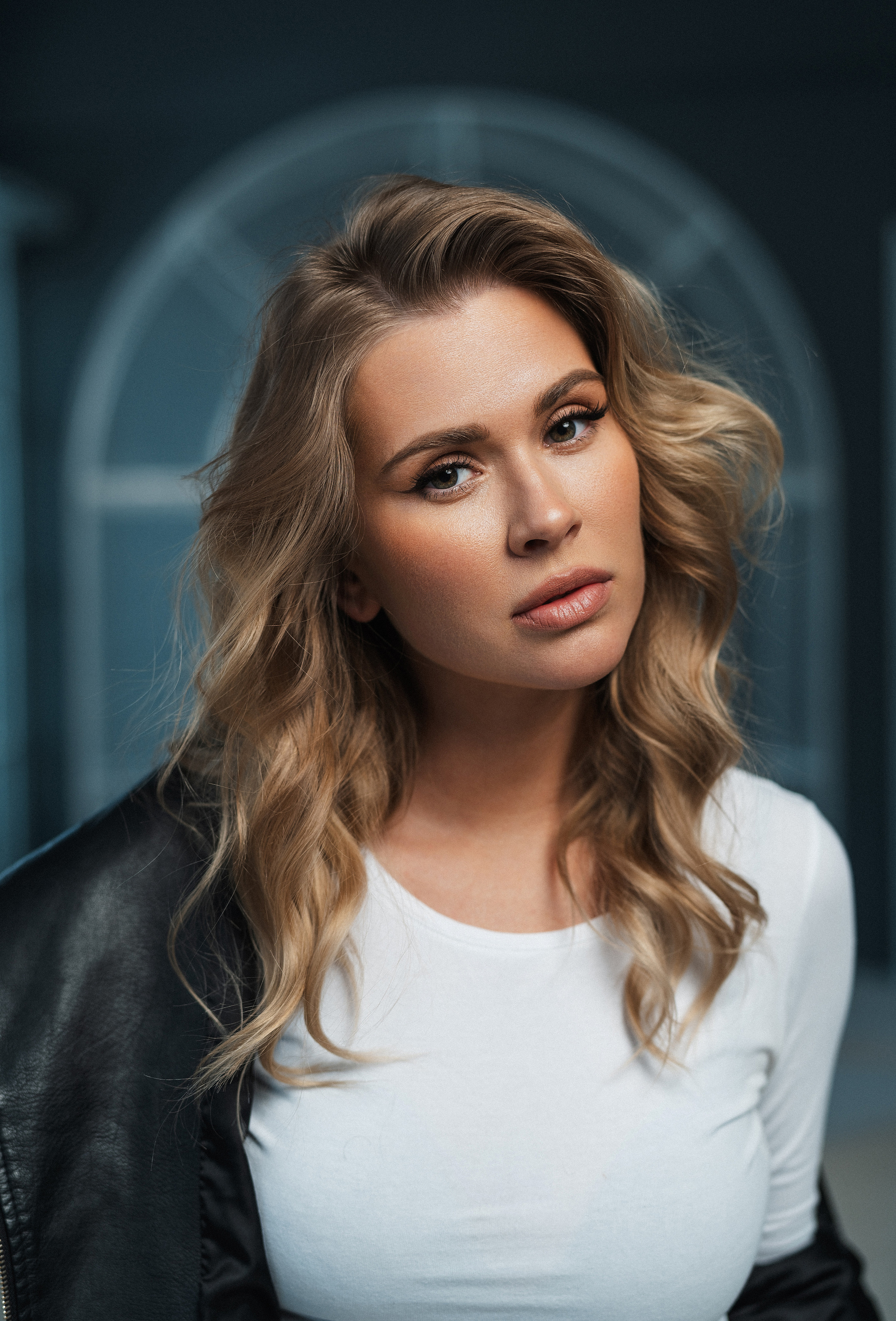 LILI. Женский портретный фотограф в Москве