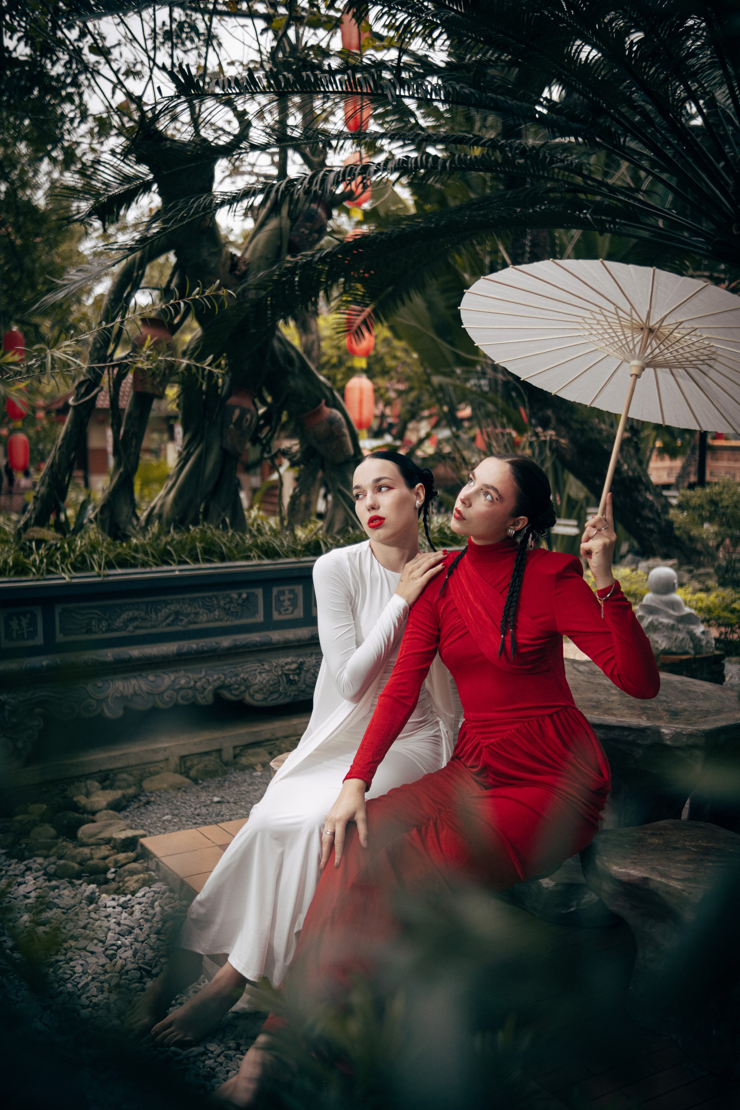 Валерия и Анна. Da nang Photographer Sergey Zelēnkin