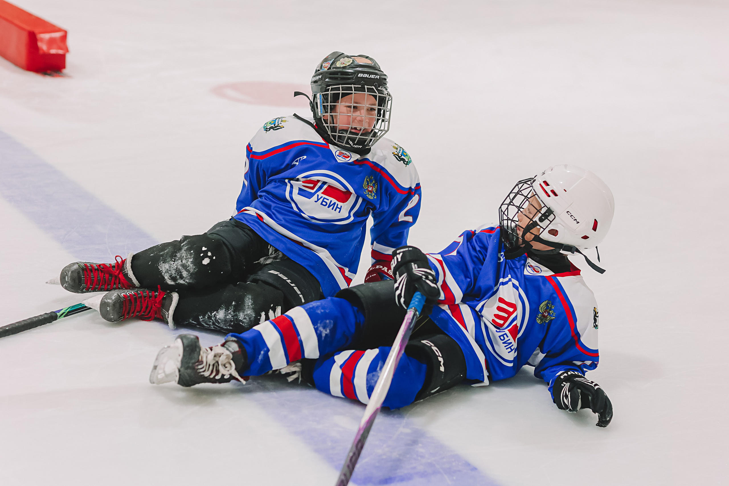 Хоккей тренировка. Семейный фотограф Тюмень, фотограф на роды Салмина Мария