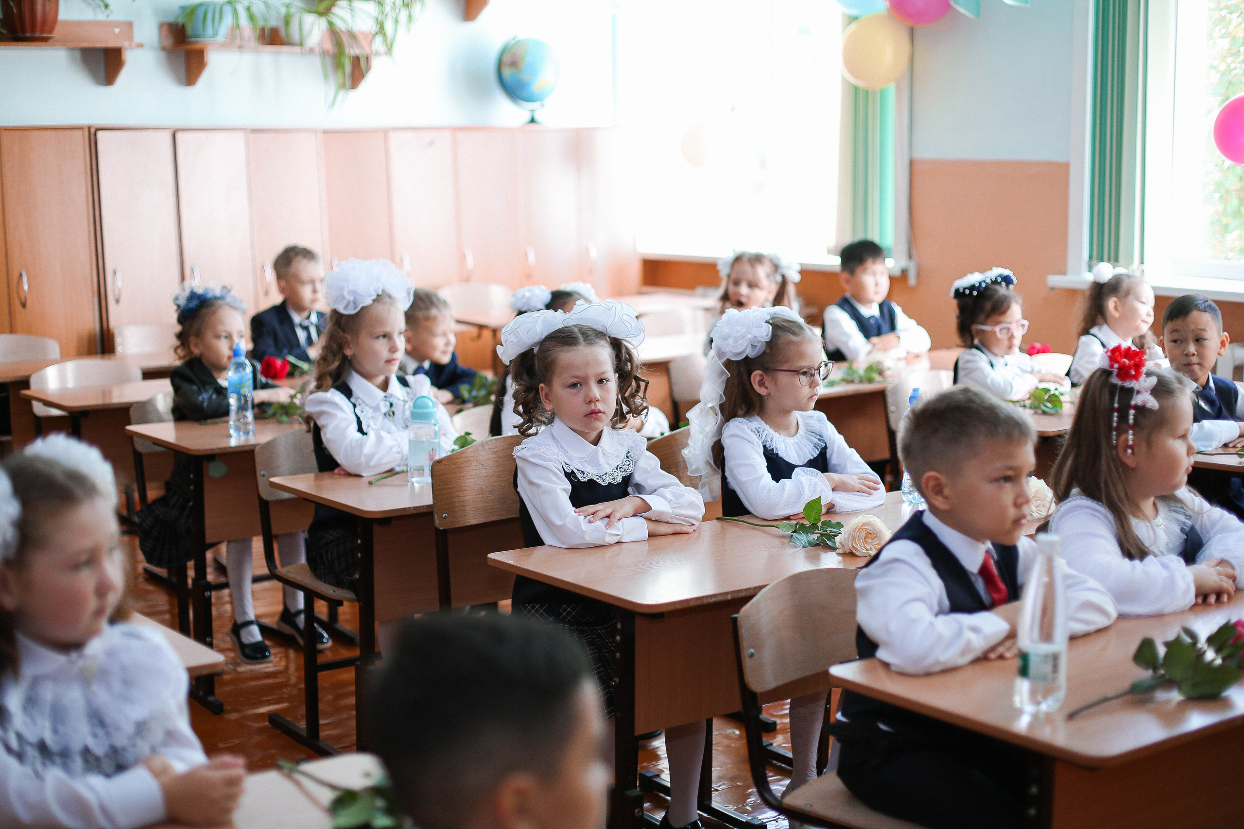 День знаний 2024. Свадебный и Школьный фотограф Улан-Удэ Бурятия Джулия Топоева Выпускные альбомы Фотограф на мероприятие