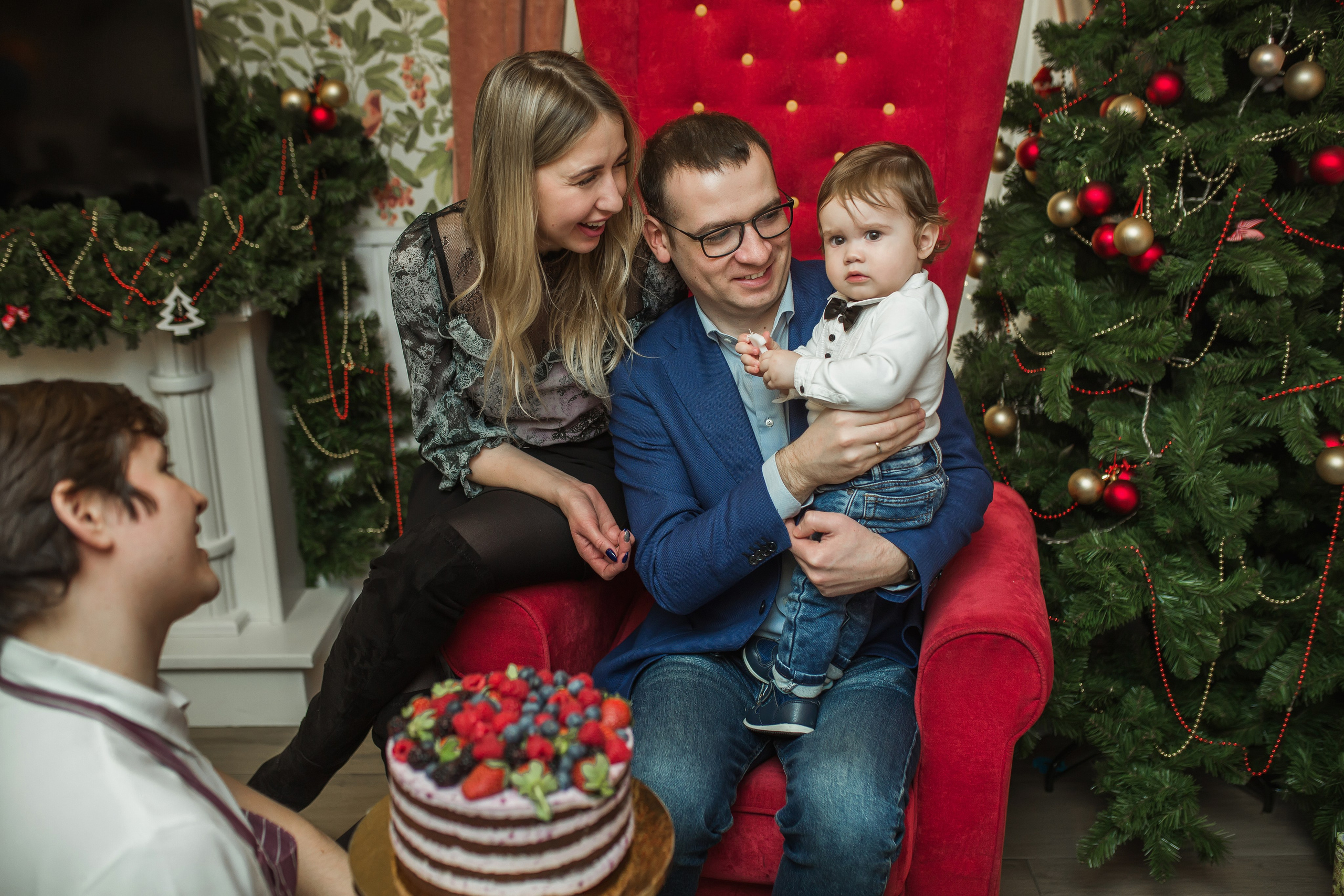 Годик Максиму. Фотограф на Крещение, семейный фотограф в Москве