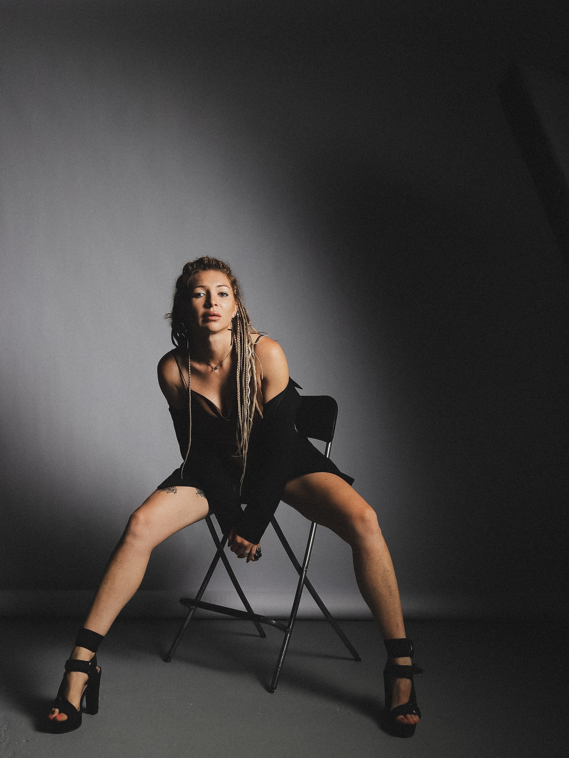 Фотостудия, где ты сам ФОТОГРАФ. АВТОПОРТРЕТНАЯ. Фотосессия без фотографа. Селфи студия. Сам себе фотограф. Фотостудия Жуковский Раменское