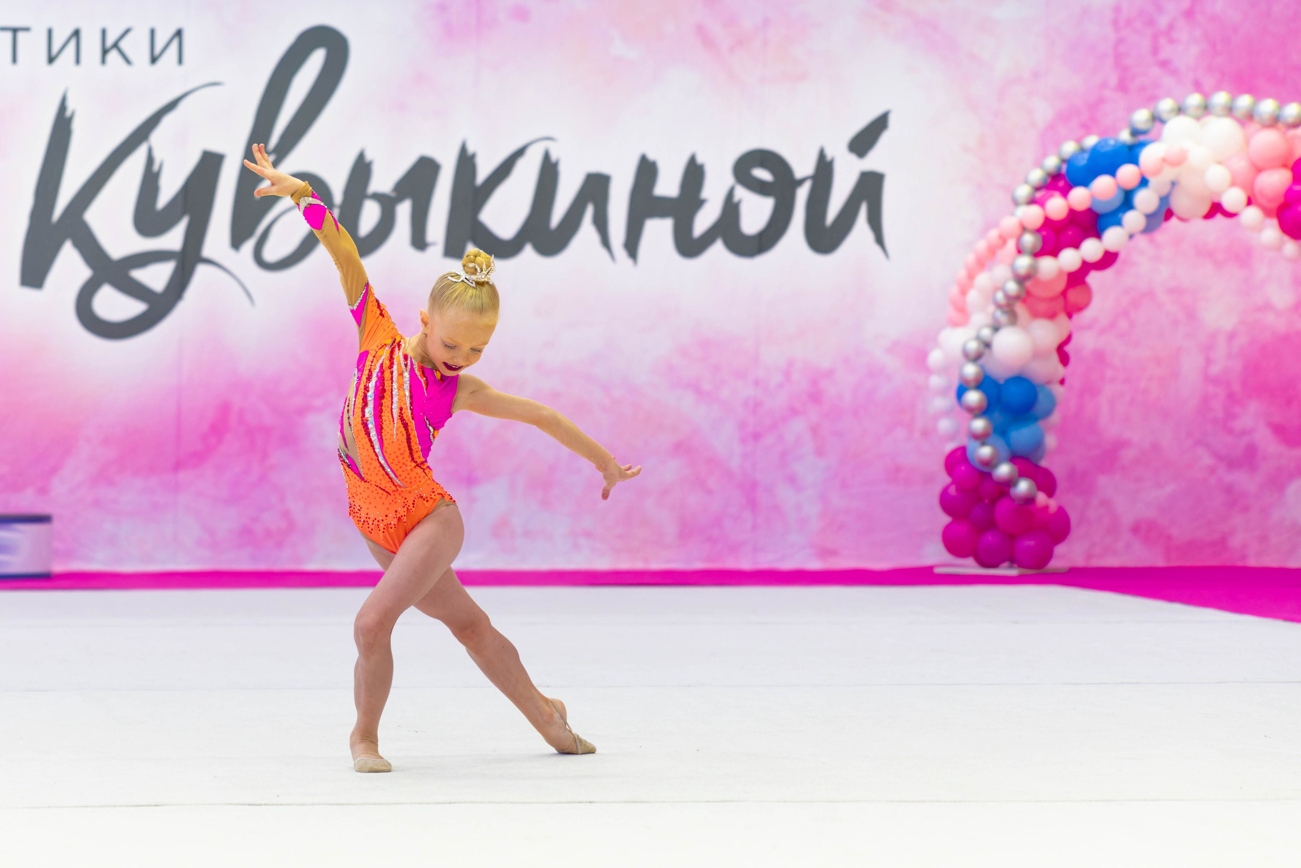 Съёмка выступлений художественная гимнастика. Спортивный фотограф в Санкт-Петербурге Илья Vacool