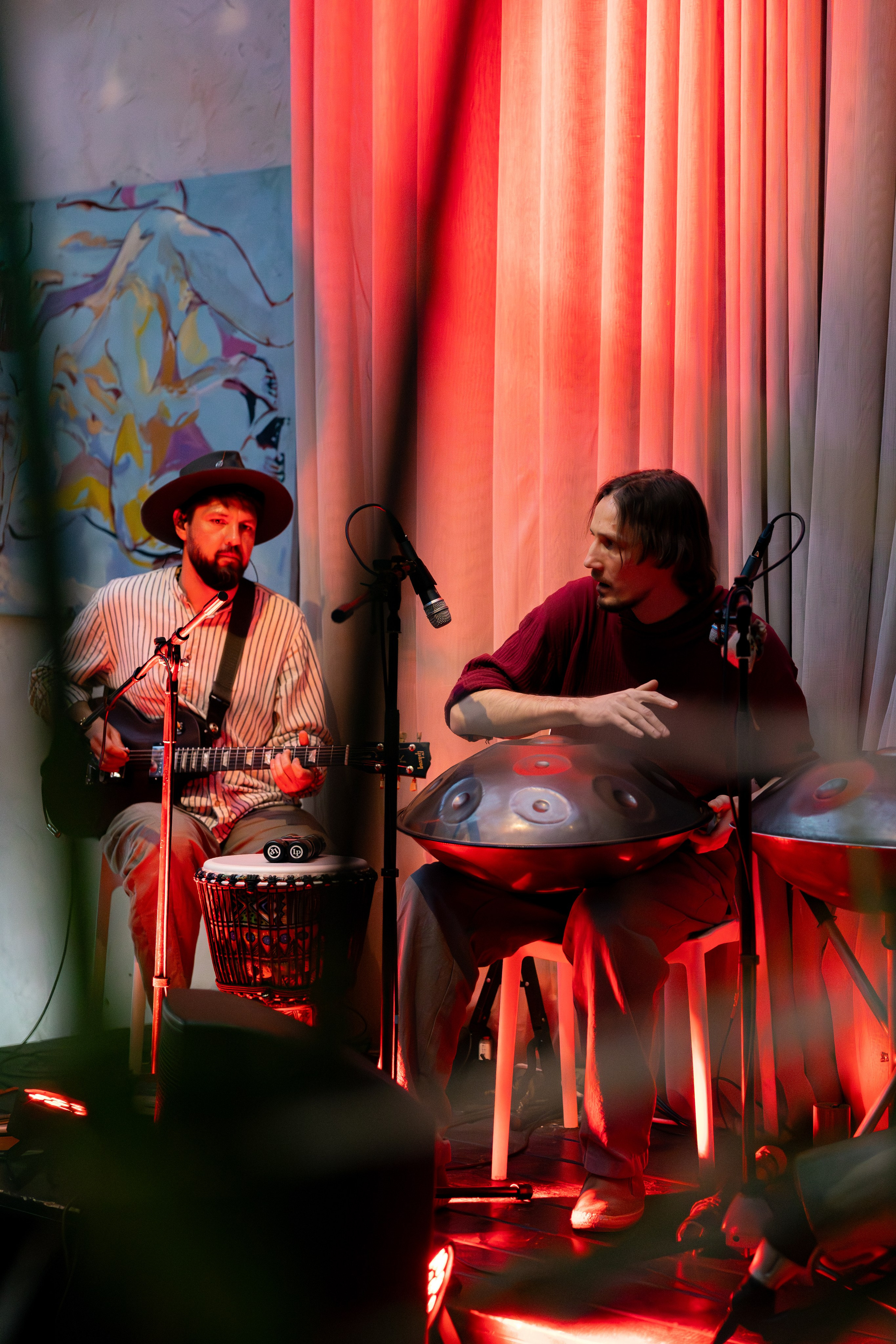 Азия в Гастродворе. Дженбаз Павел — фотограф в Ялте