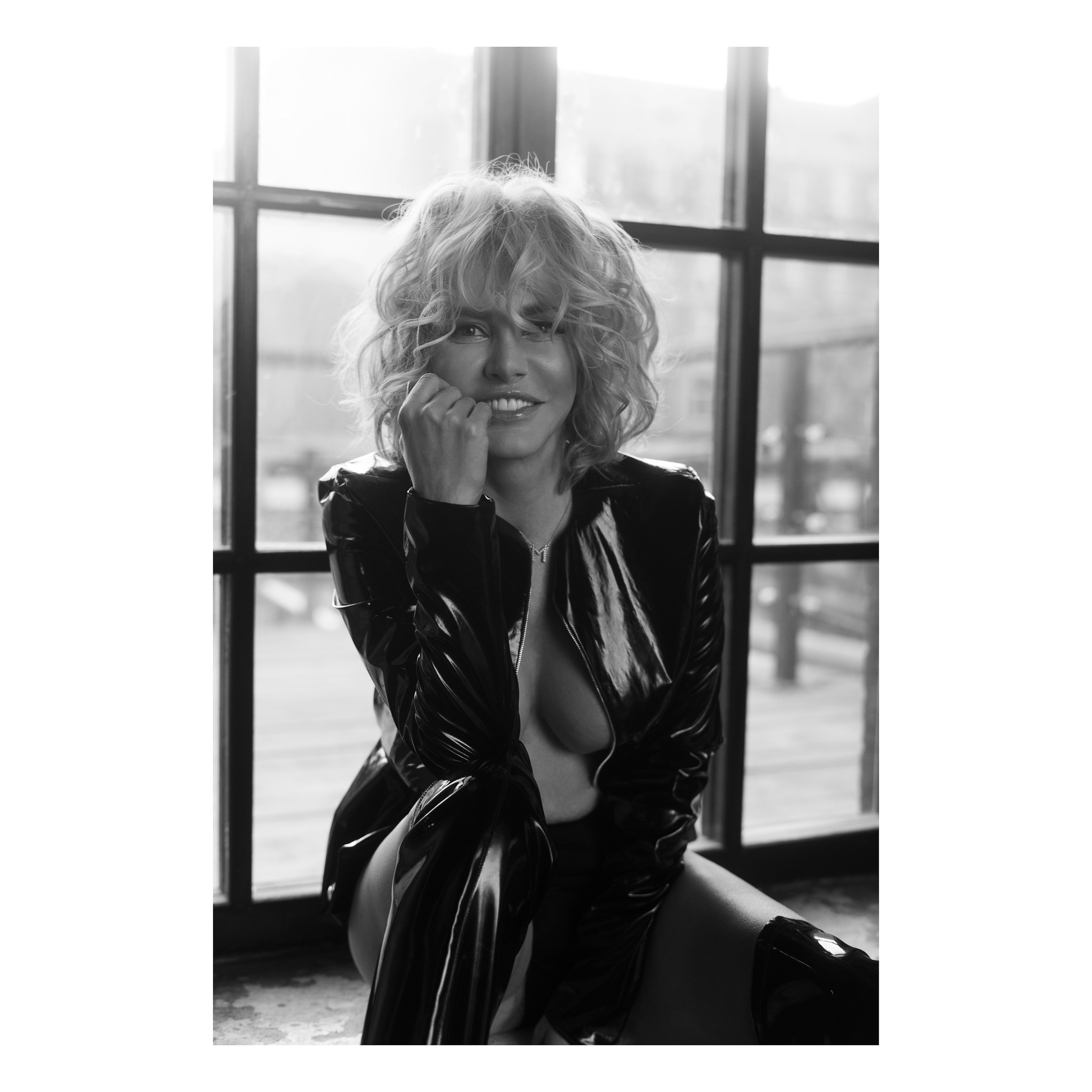 Photographer for musicians, track covers, artist cards, photo preparation for services. Dubai, Moscow. Portrait photographer Moscow, UAE, Oleg Koshmarov