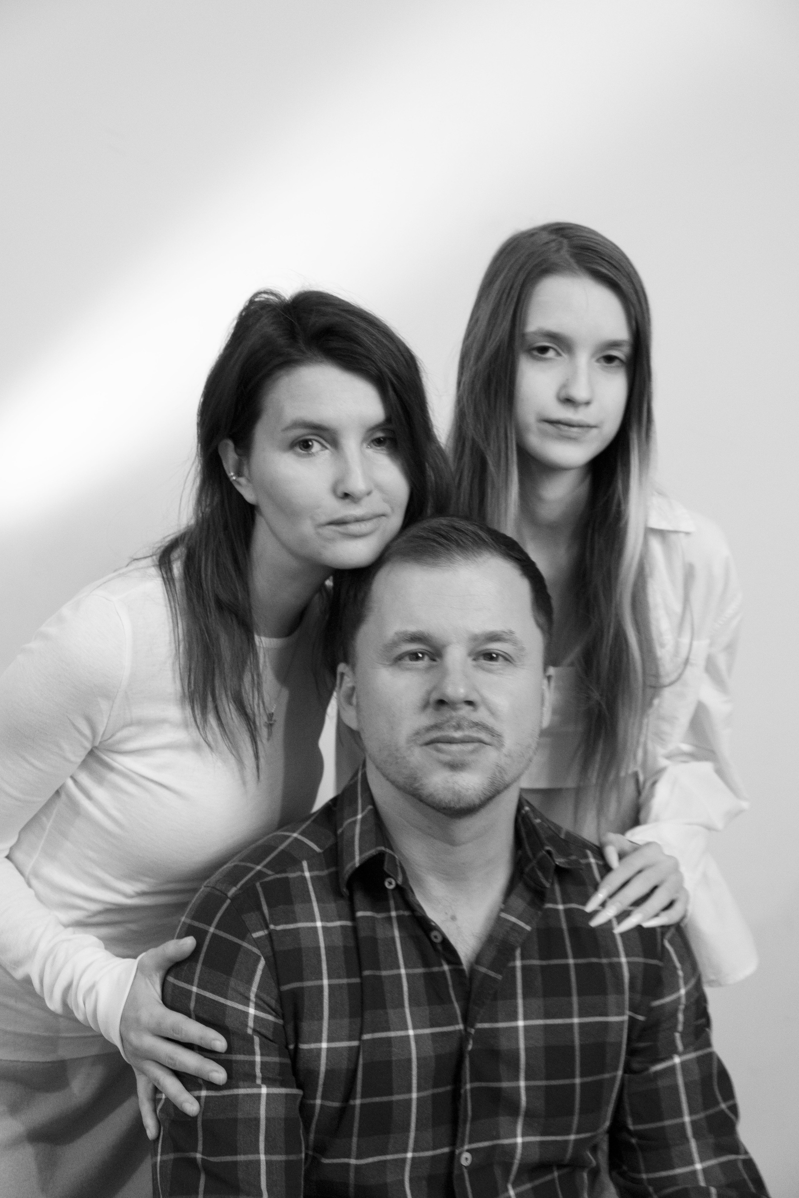 Семейная история в ноябре 2024. Портретный фотограф в Москве Евгения Яковенко