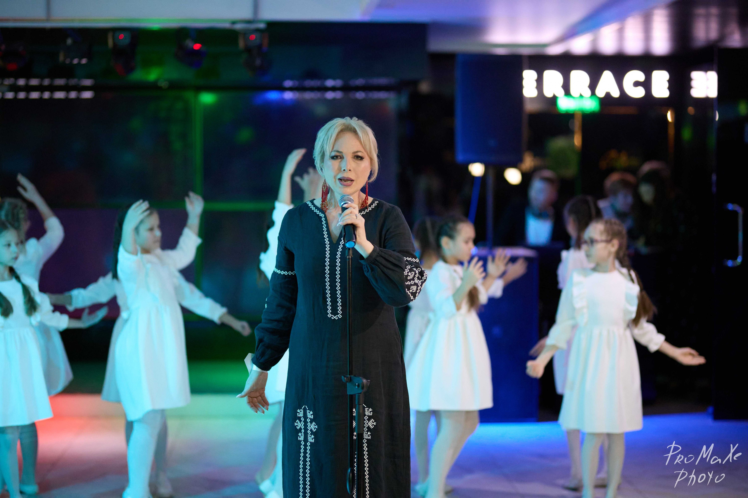 Зал КРАСА МАСС-МЕДИА ЧУВАШИИ. Владимир Суздалов (ProMaXe) — Портретный фотограф, тематические фотосессии в Чебоксарах