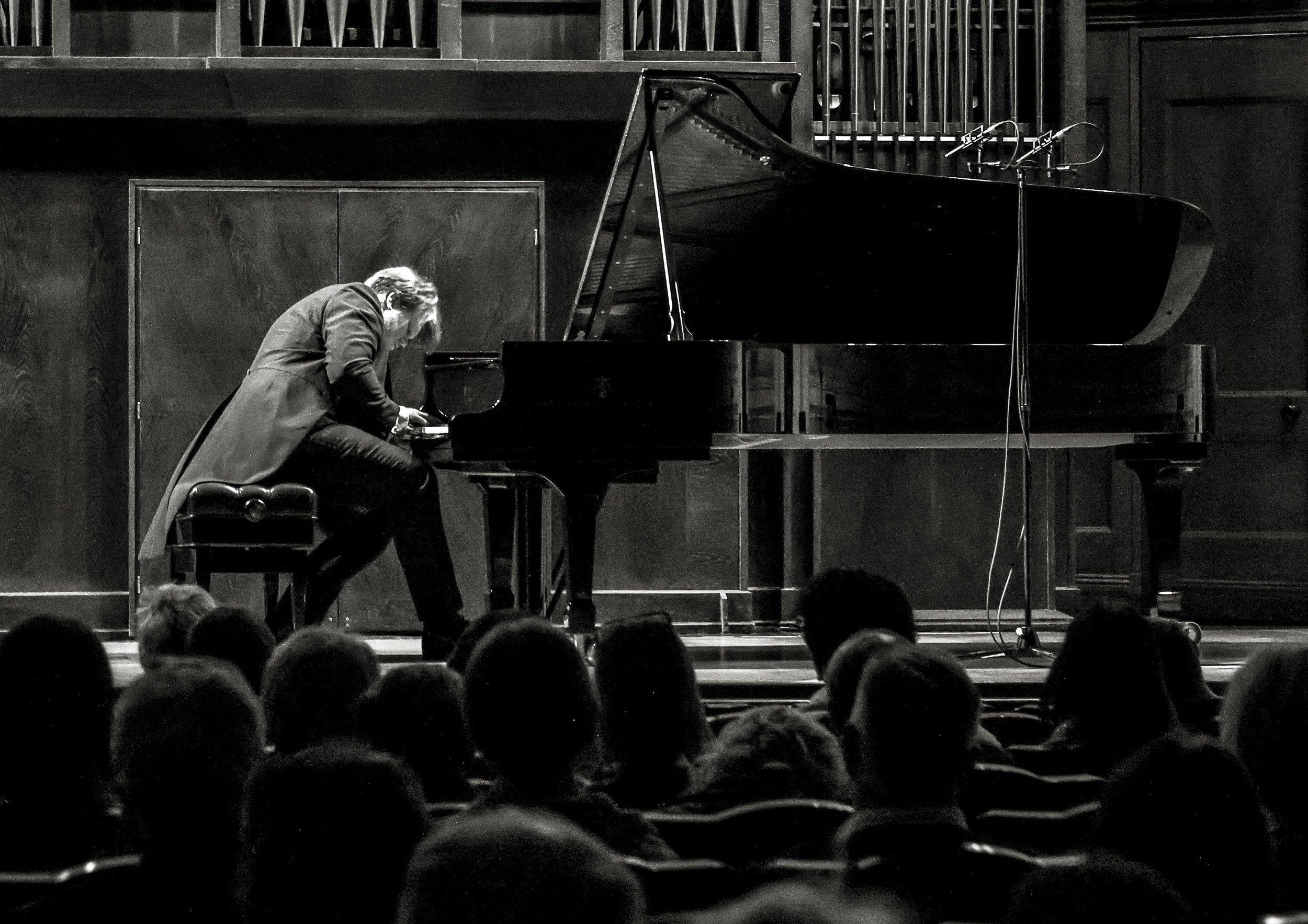 Олег Худяков (фортепиано). Reportage, architectural, fine art photographer Lena Melnikova in Moscow