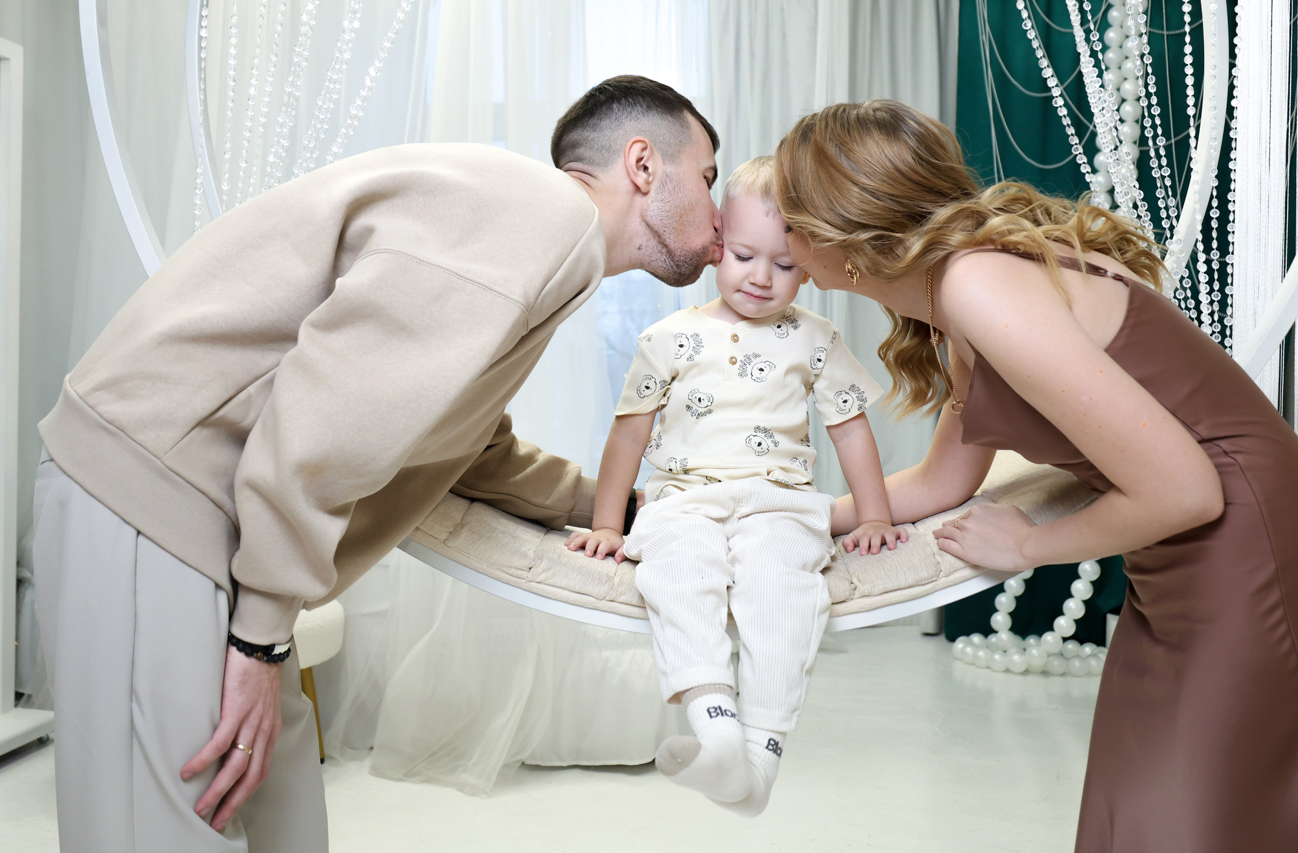 Семейная фотопроект Новогодний. Дина Айрат и Карим. Tatiana Shumskaya