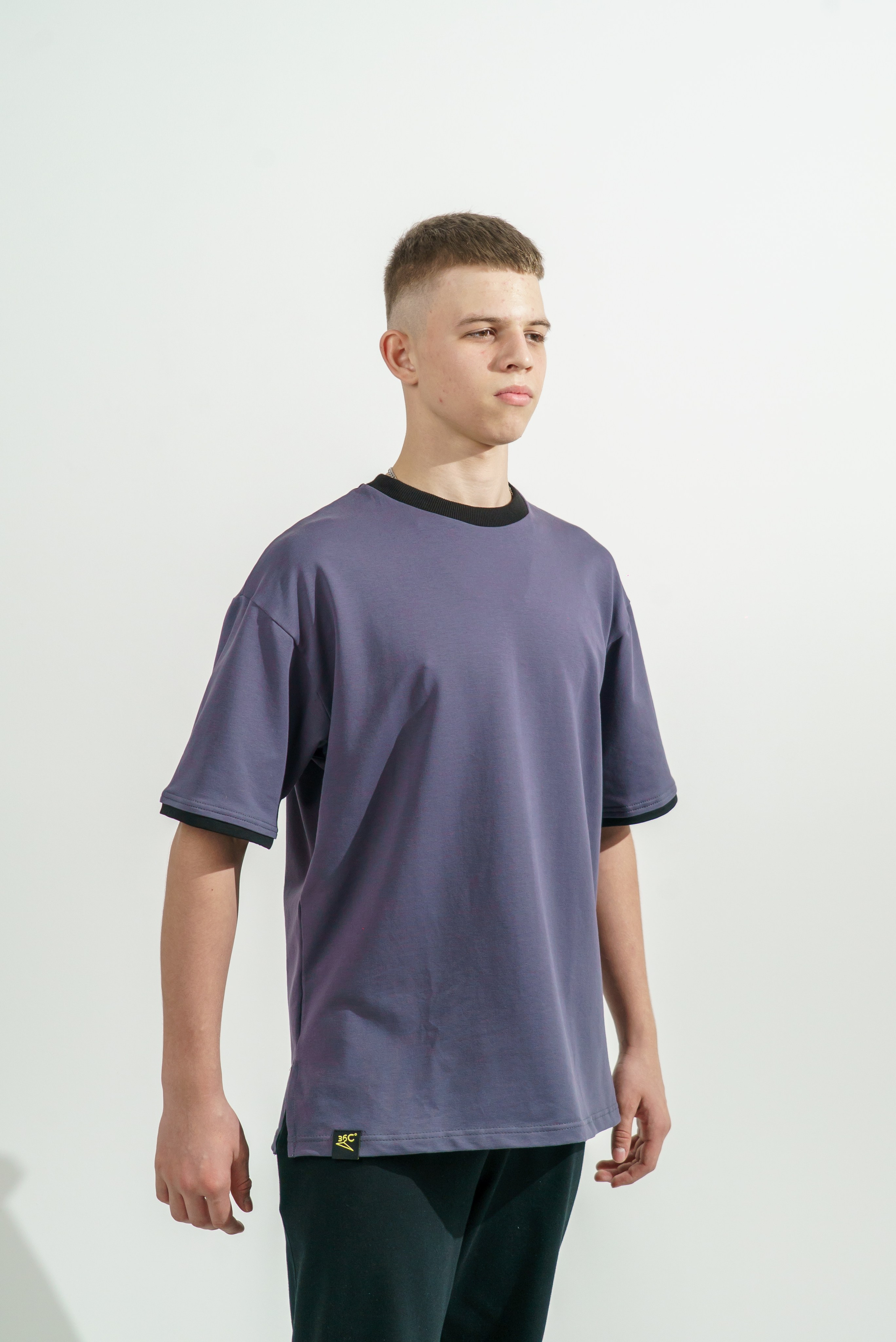 Предметная фотосъемка одежды для Wildberries и Ozon — бренды Краснодара. Фото и видеосъемка одежды для маркетплейсов Ozon, Wildberries. Шедевры для Вас! Фотограф и Видеограф в Краснодаре Пахиев Руслан