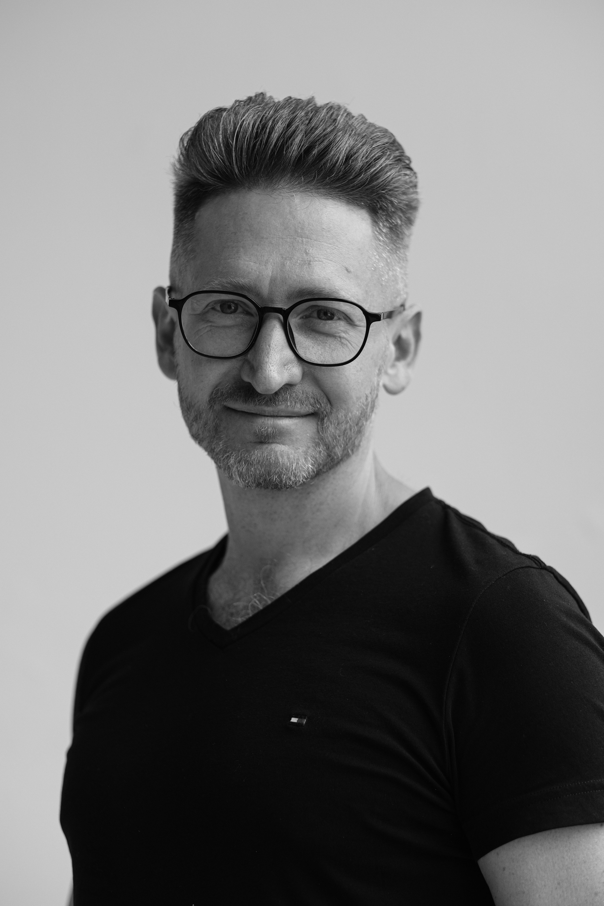 Фотосессия для мужчин Питер. Портретный, репортажный фотограф Санкт-Петербург Елизавета Комарова