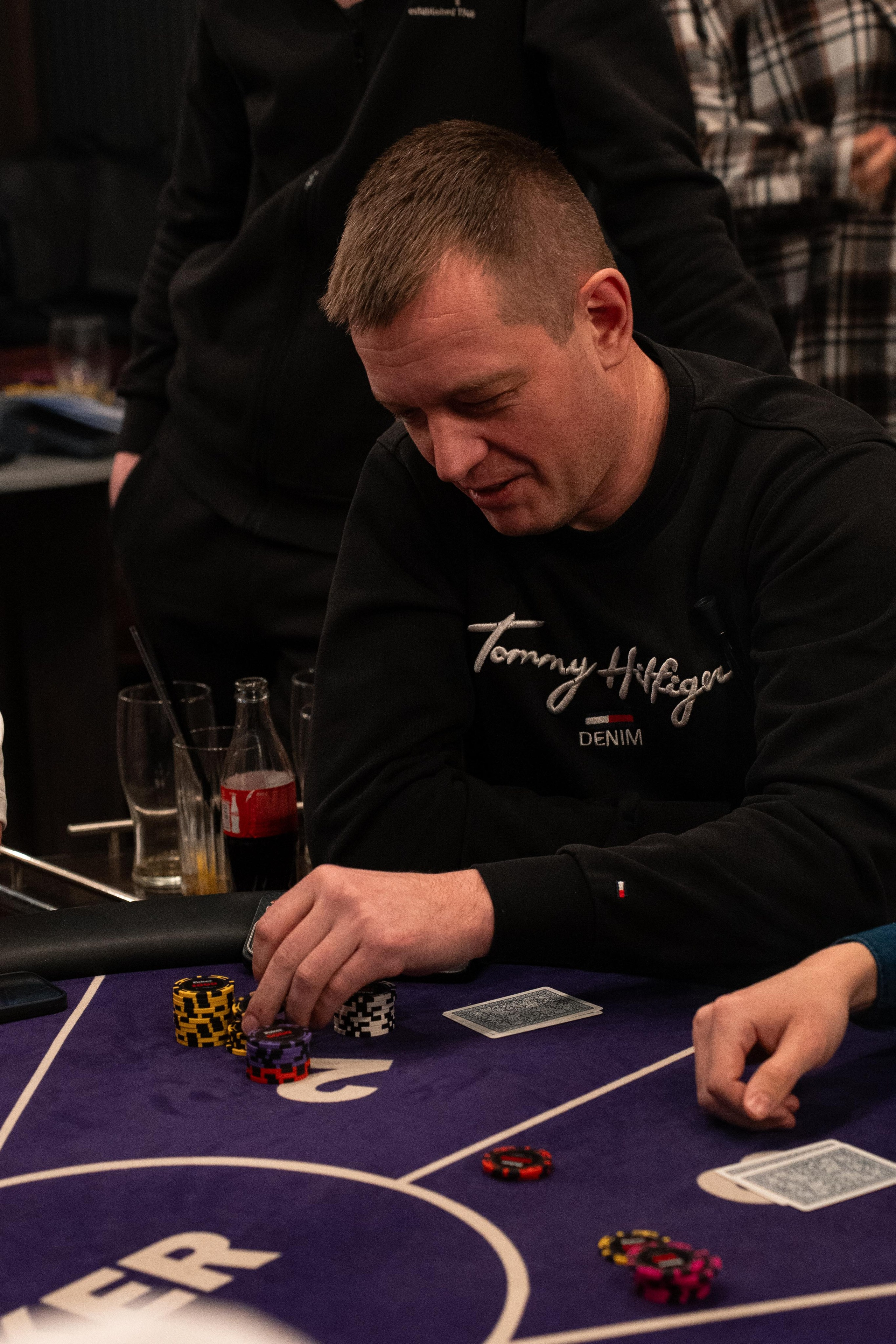 Joker Poker Club 01.03.2026. Коммерческий и художественный фотограф и видеограф в Москве Арсений Тургенев