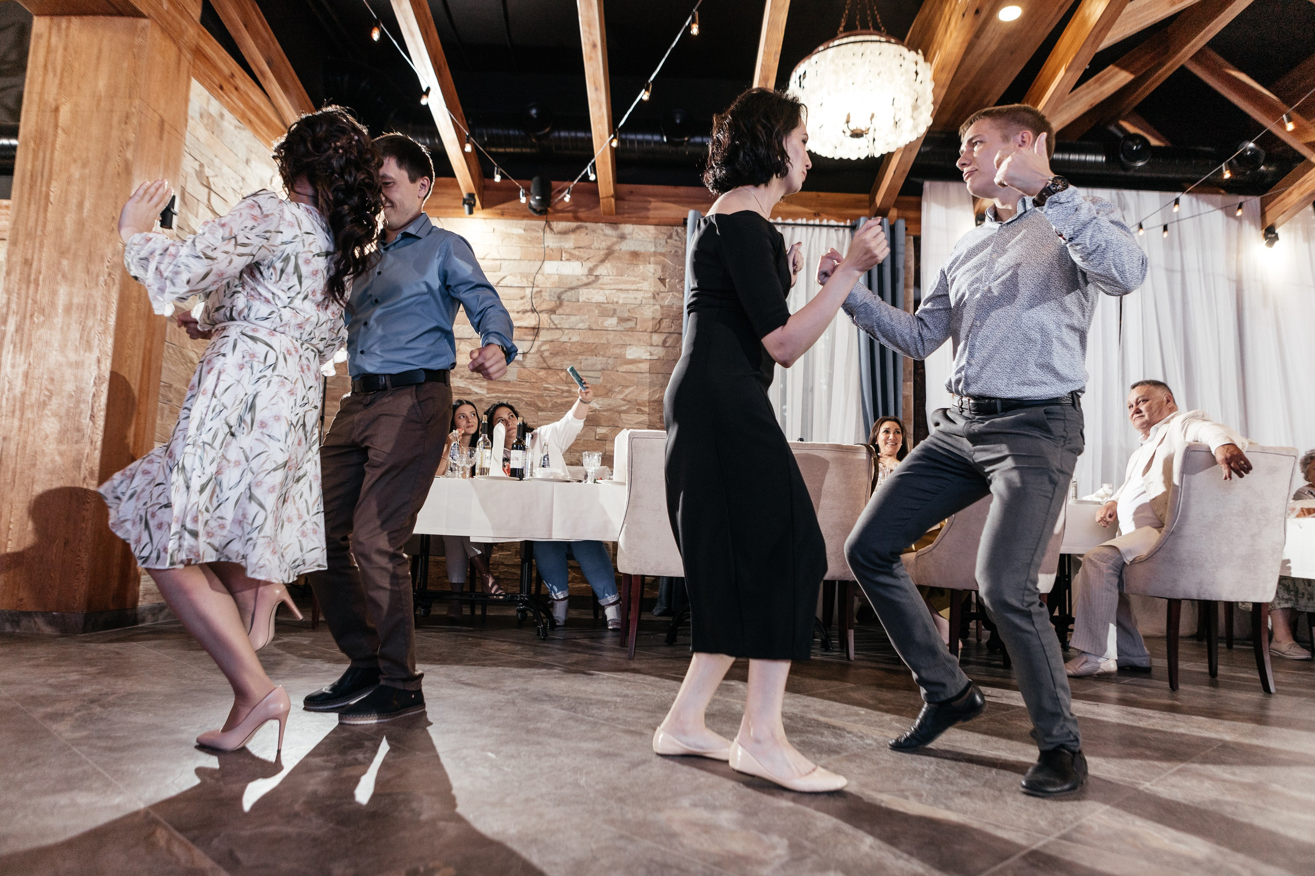 Свадебный фотограф Уфа — Руслан ГабдлисламовЖивые эмоции, красивые кадры, воспоминания на всю жизнь.Работаю по всей Республике Башкортоста. Свадебный фотограф Уфа Руслан Габдлисламов