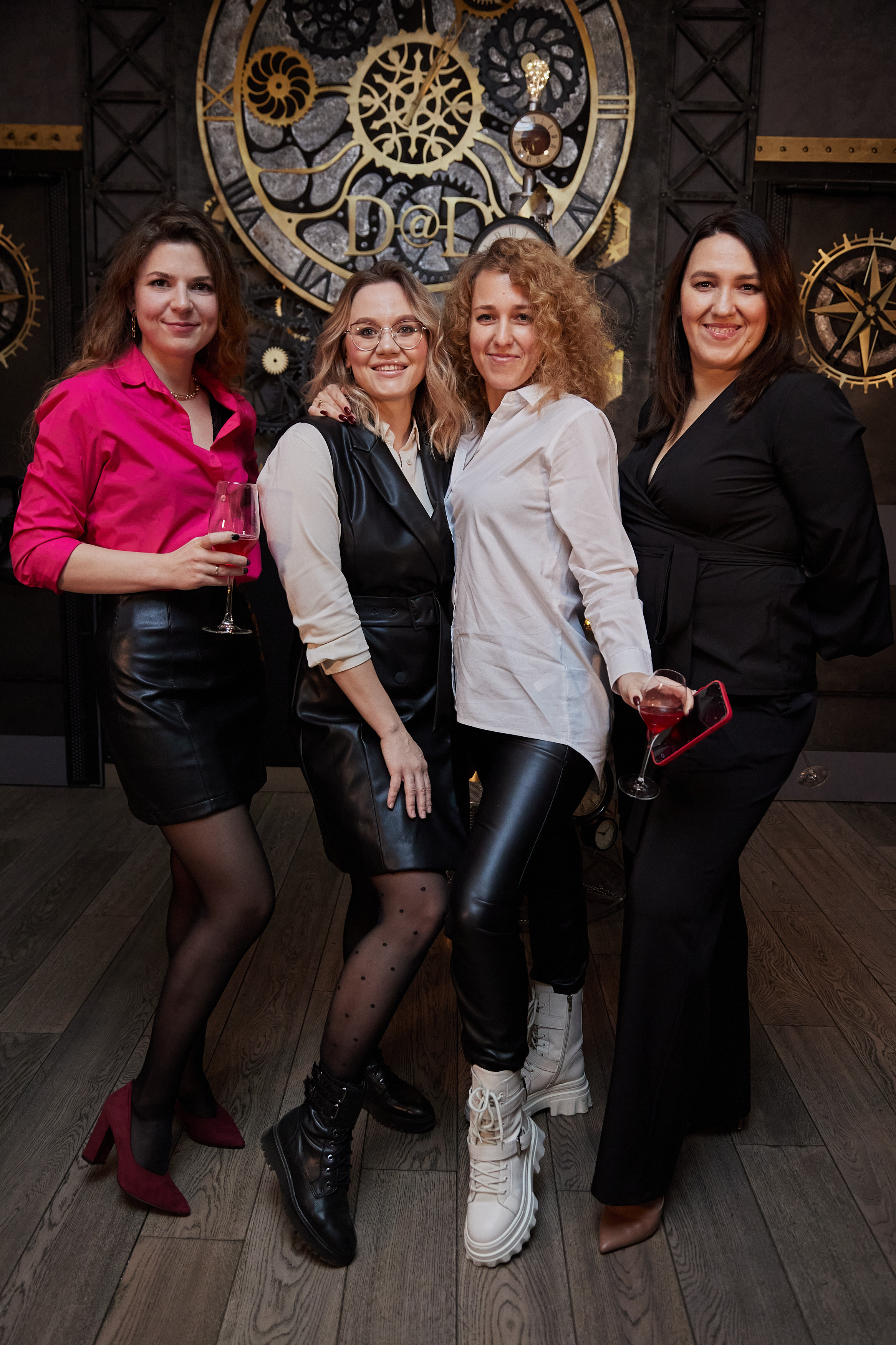 Корпоратив онлайн школы Marketplace.School. Репортажный и семейный фотограф Ухова Наталья в Москве