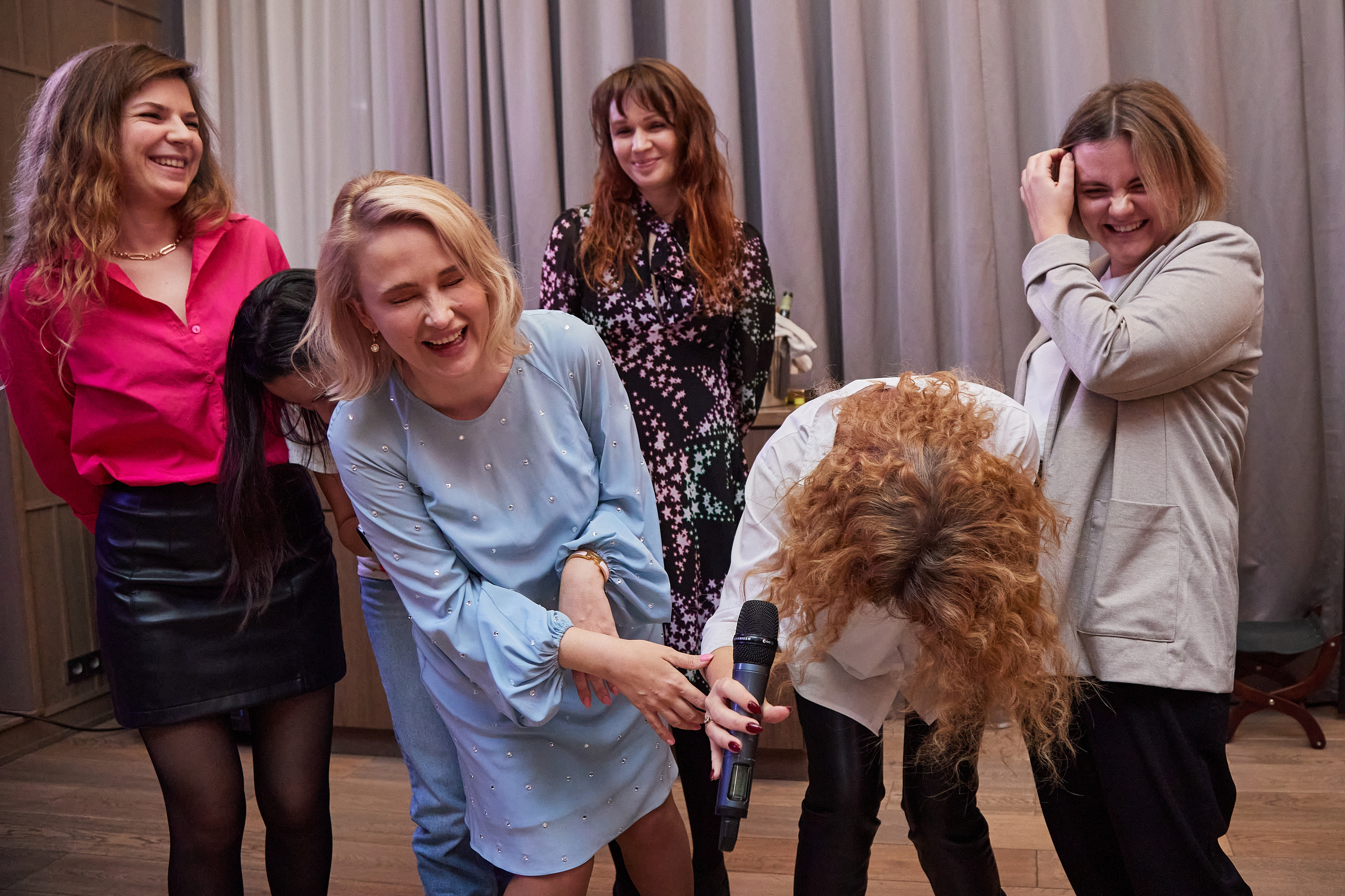 Корпоратив онлайн школы Marketplace.School. Репортажный и семейный фотограф Ухова Наталья в Москве