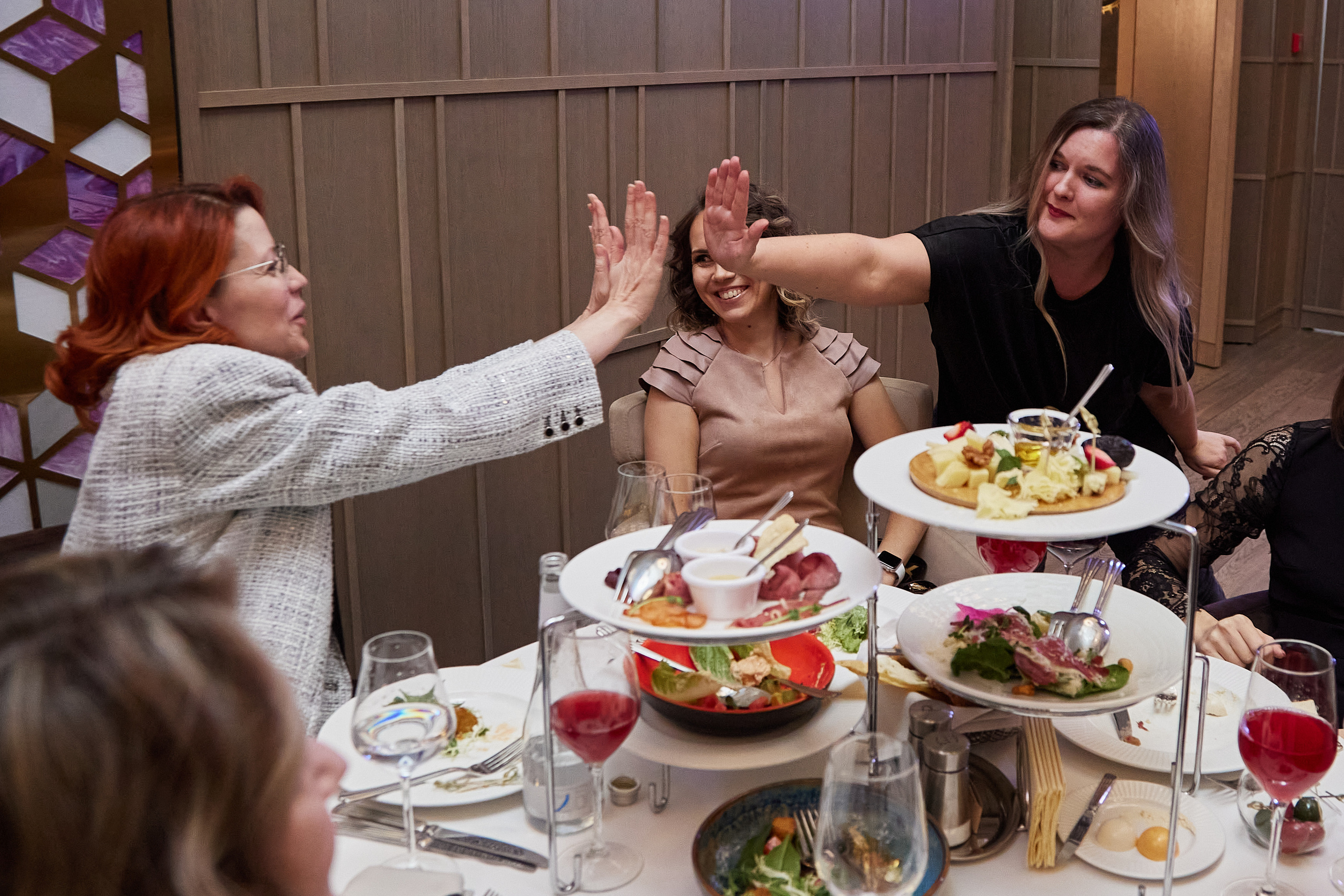 Корпоратив онлайн школы Marketplace.School. Репортажный и семейный фотограф Ухова Наталья в Москве