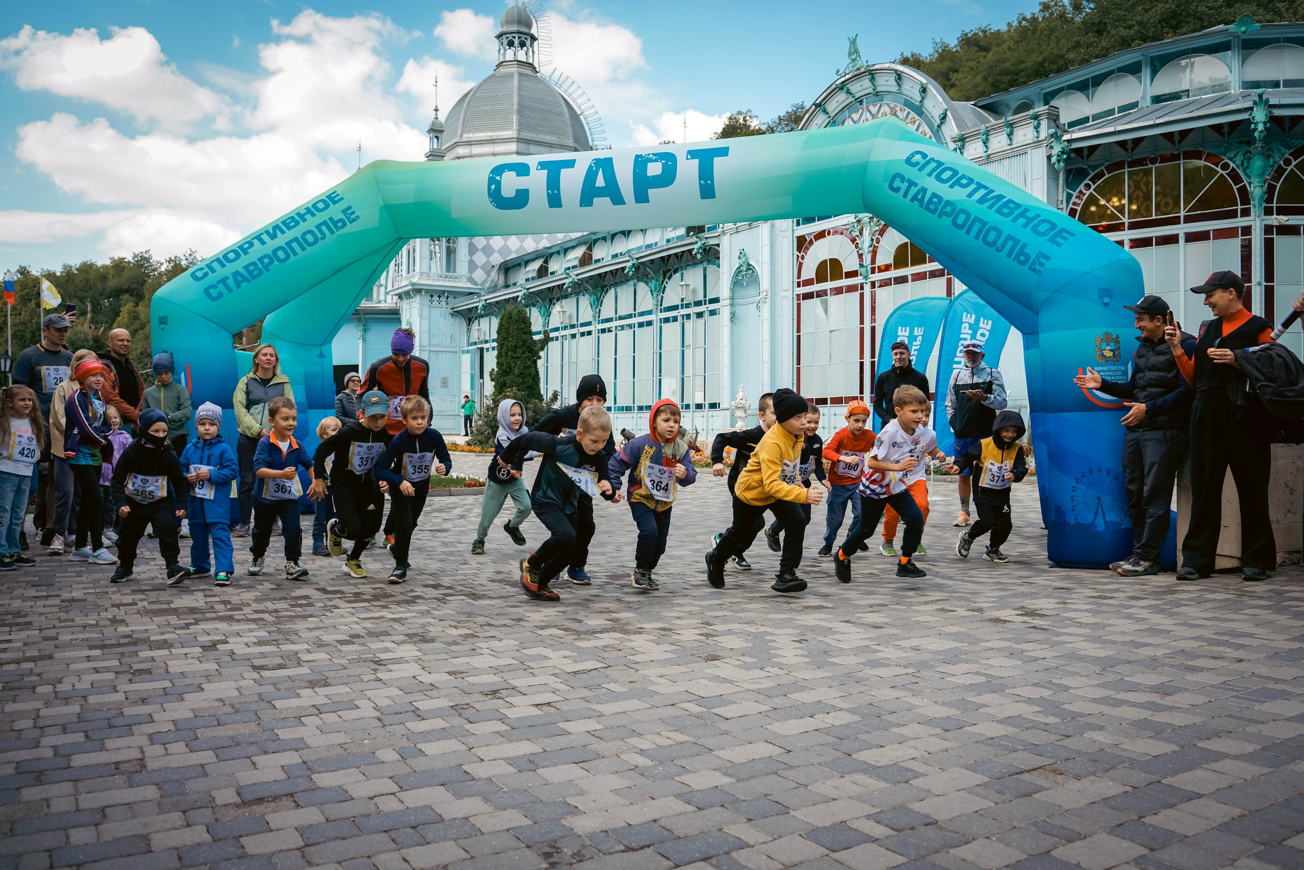 Всероссийский день бега «Кросс нации» 2025. Репортажный фотограф: свадьбы, корпоративы, Пятигорск СКФО