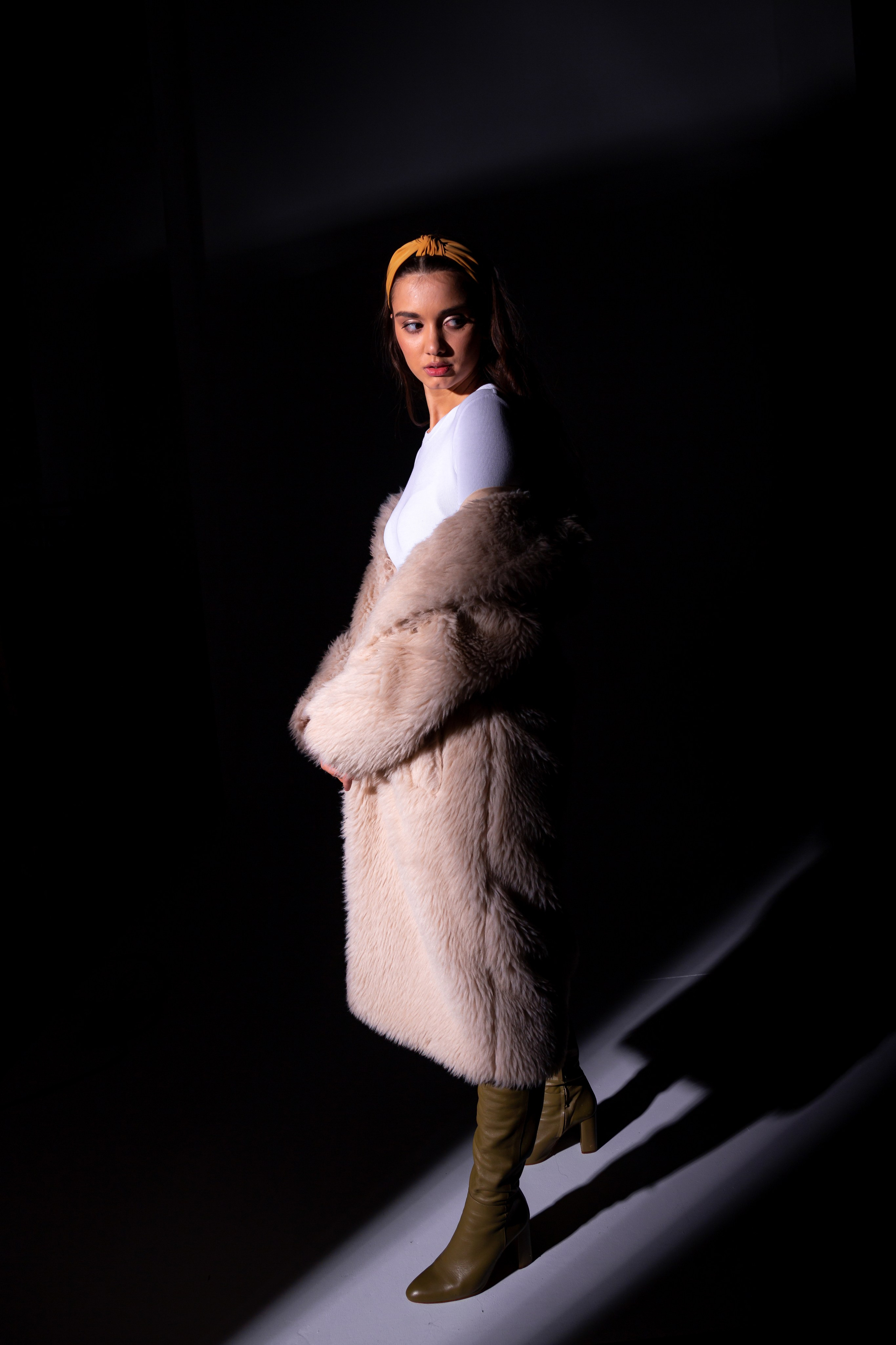 Лиза. Фотограф Антон Клейнос, Владивосток