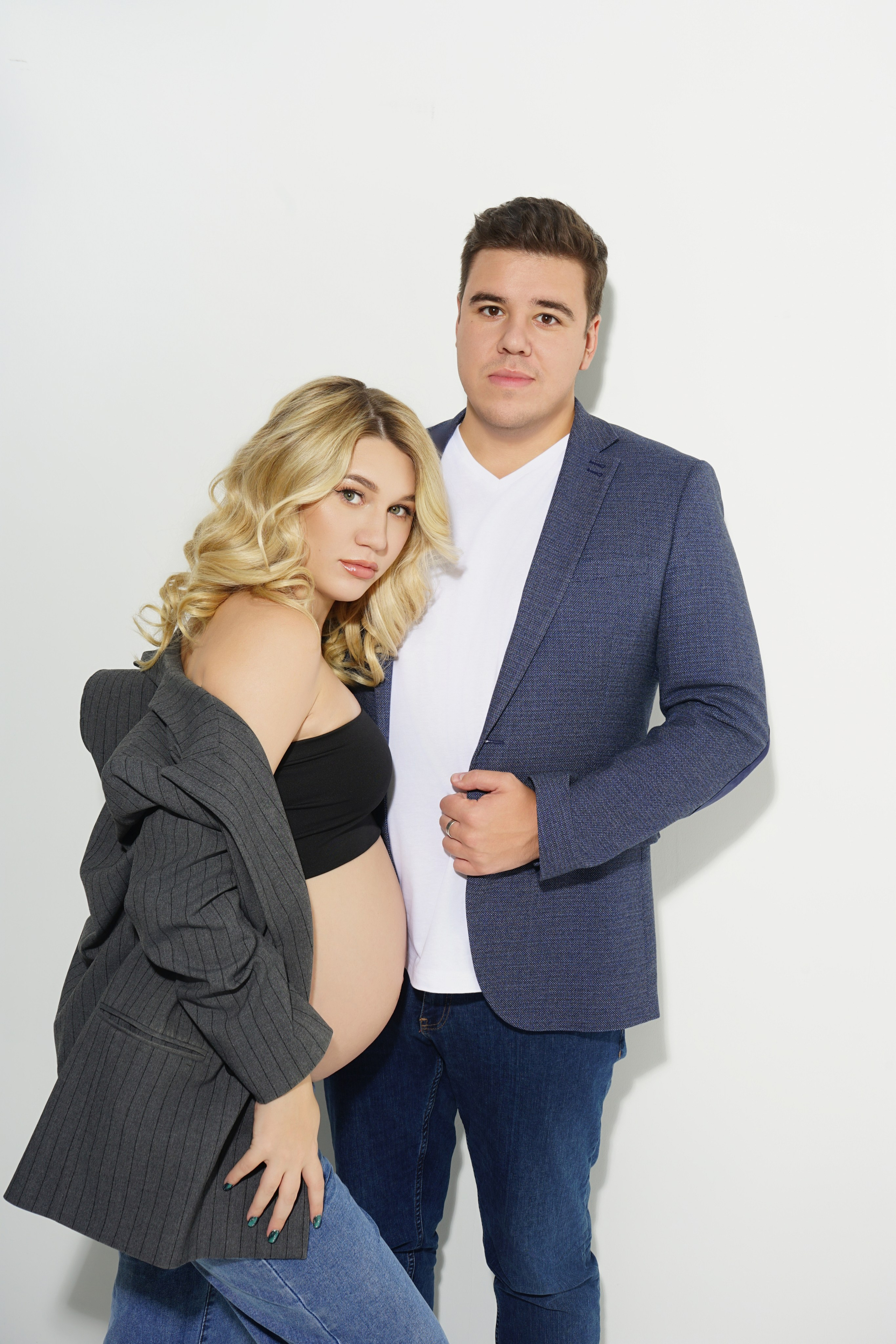 Съёмка беременности в моей фотостудии «НЕБО». Женский фотограф в Химках Алёна Ленёва