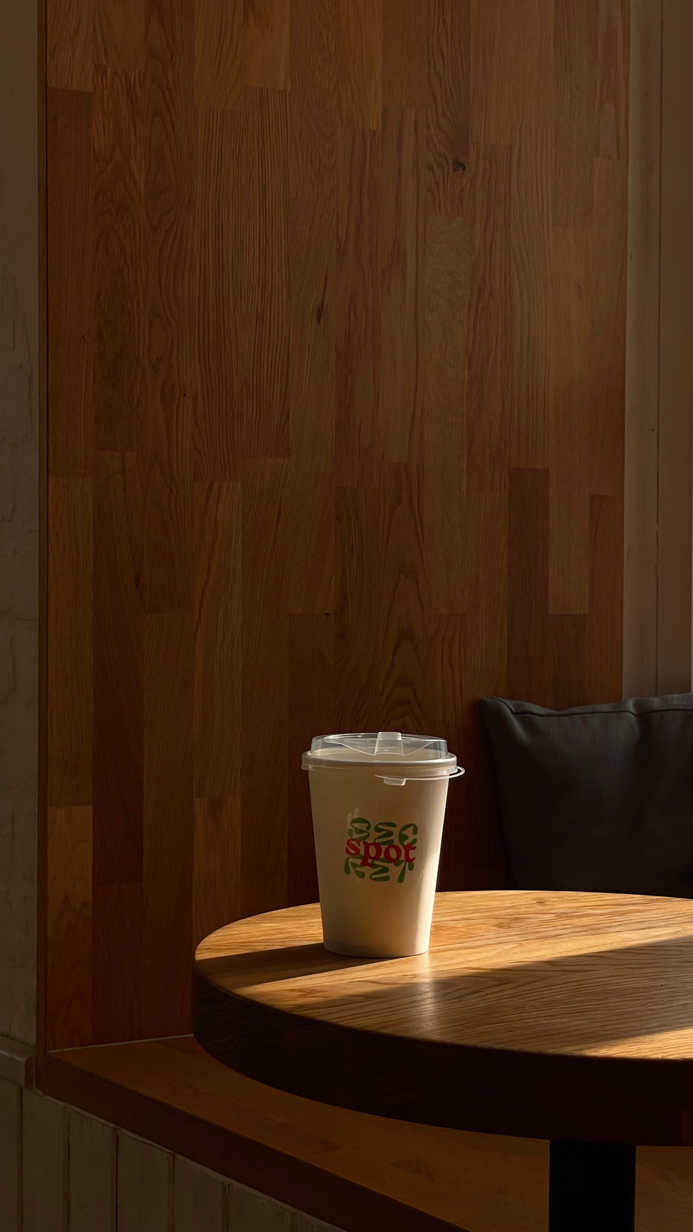 Откройте для себя уют и вкус в кофейне Secret Spot в Таганроге. Свадебный и семейный фотограф в Таганроге Бакарюк Антон