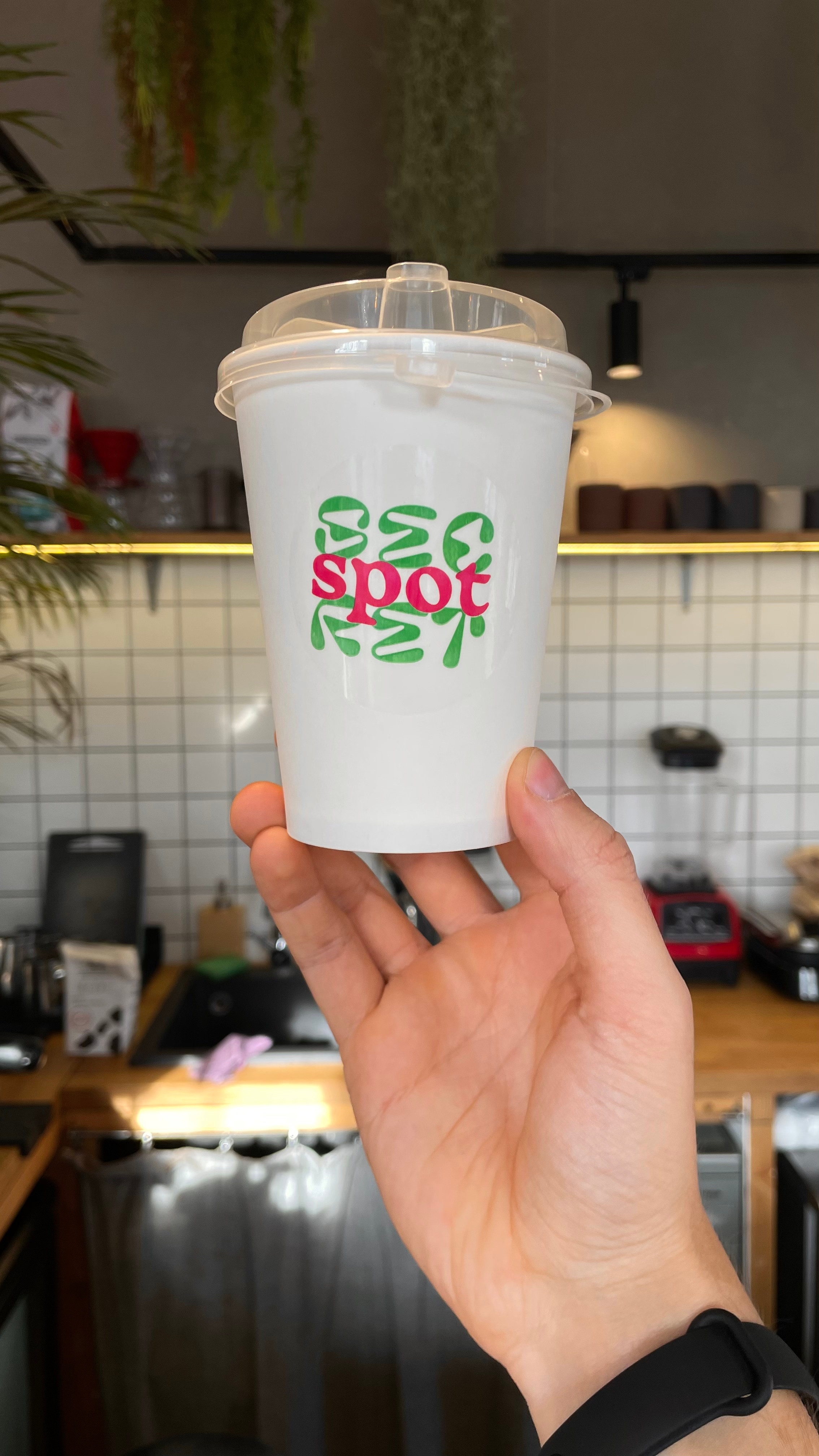 Откройте для себя уют и вкус в кофейне Secret Spot в Таганроге. Свадебный и семейный фотограф в Таганроге Бакарюк Антон