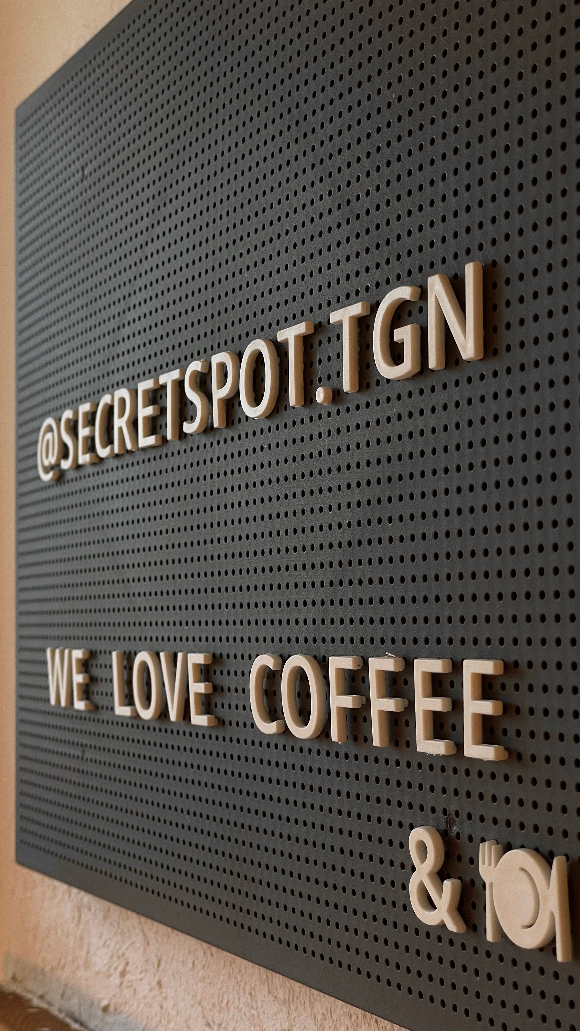 Откройте для себя уют и вкус в кофейне Secret Spot в Таганроге. Свадебный и семейный фотограф в Таганроге Бакарюк Антон