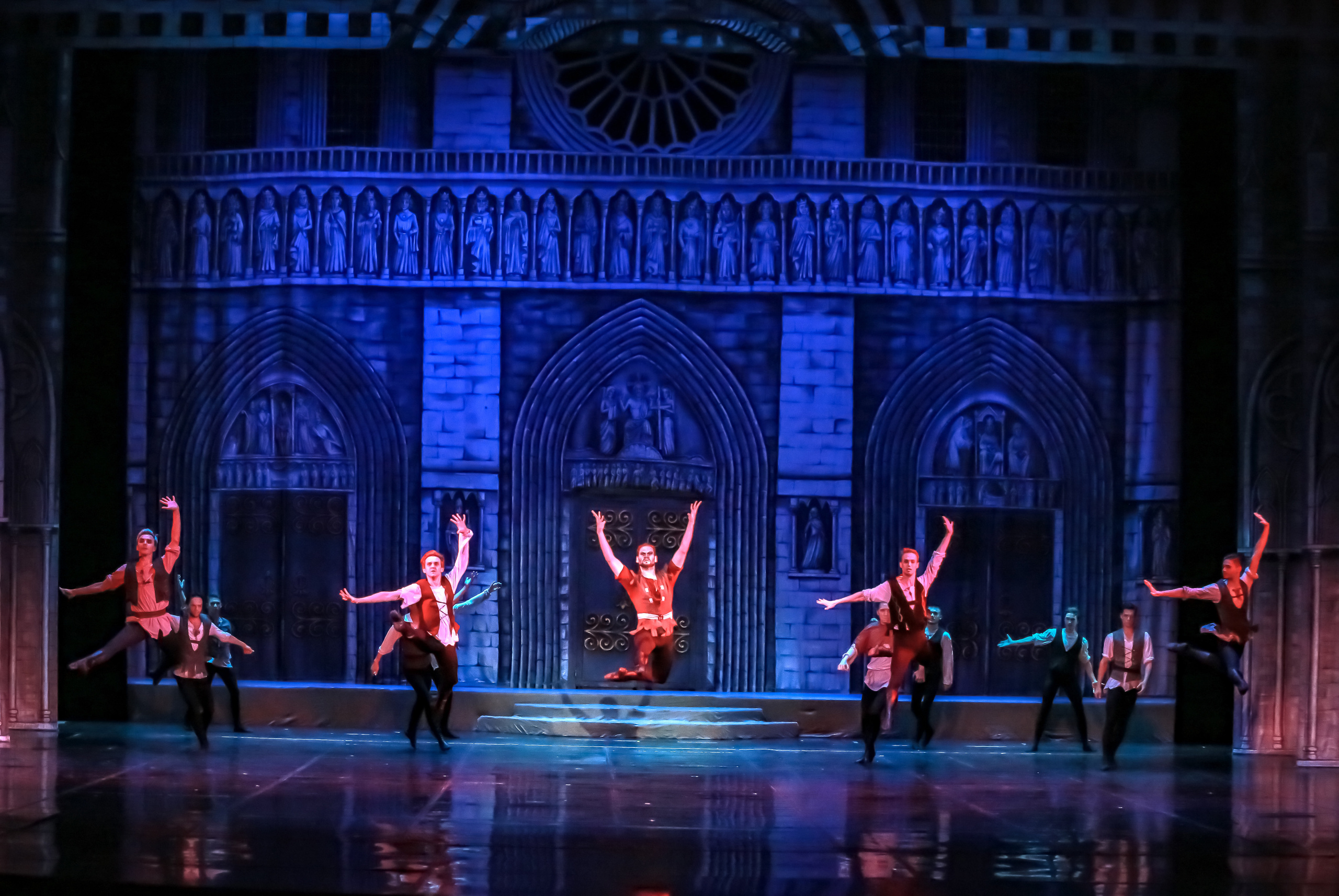 Спектакль Эсмеральда Марийского театра оперы и балета. Фотограф в Сочи Юрий Шептаев