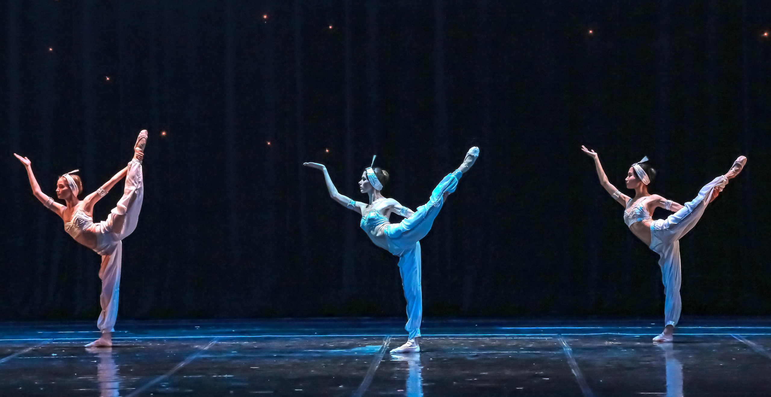 Спектакль Золушка Мариинского театра оперы и балета на сцене Зимнего театра. Фотограф в Сочи Юрий Шептаев