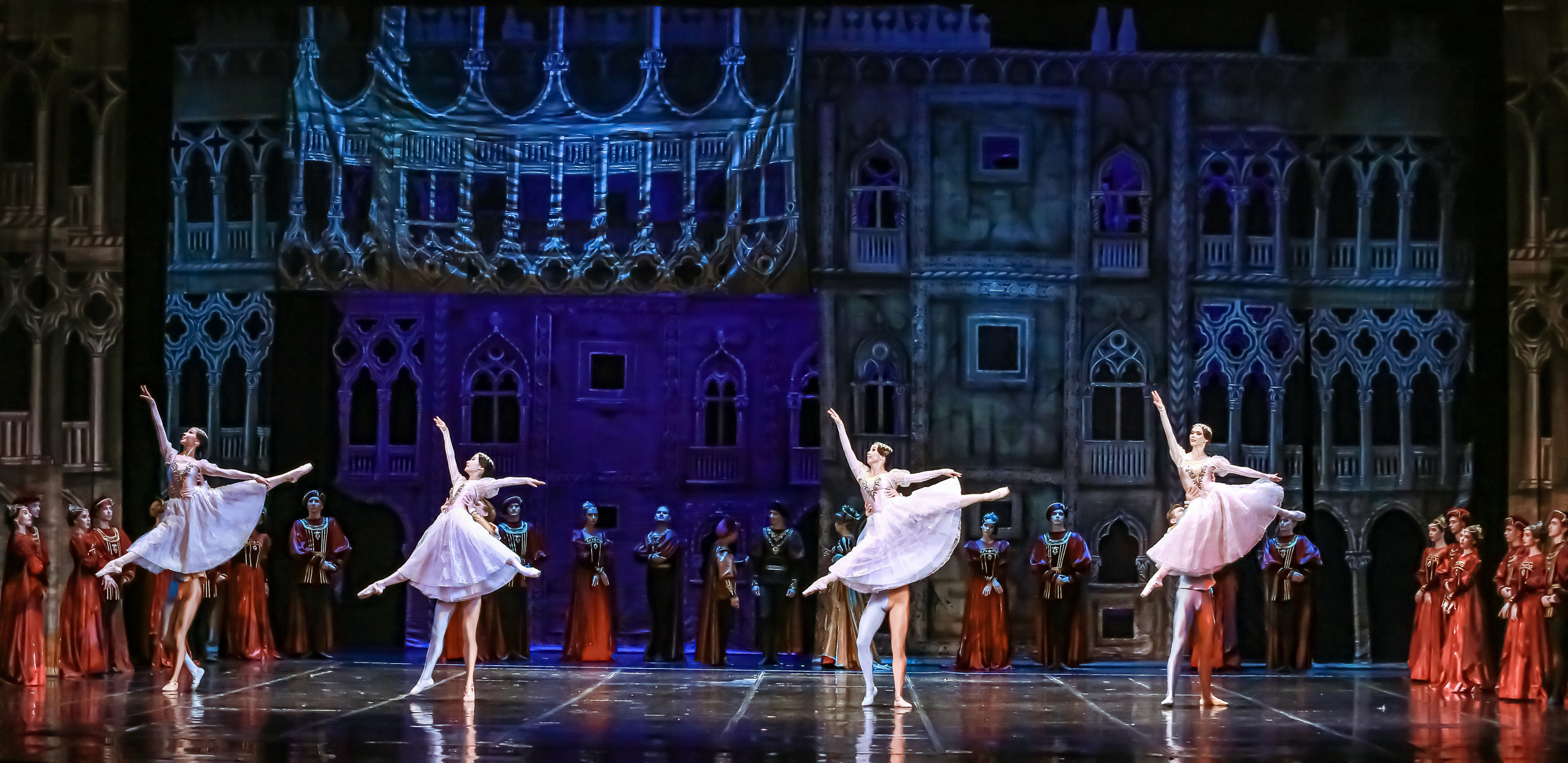 Спектакль Ромео и Жлульета. Фотограф в Сочи Юрий Шептаев