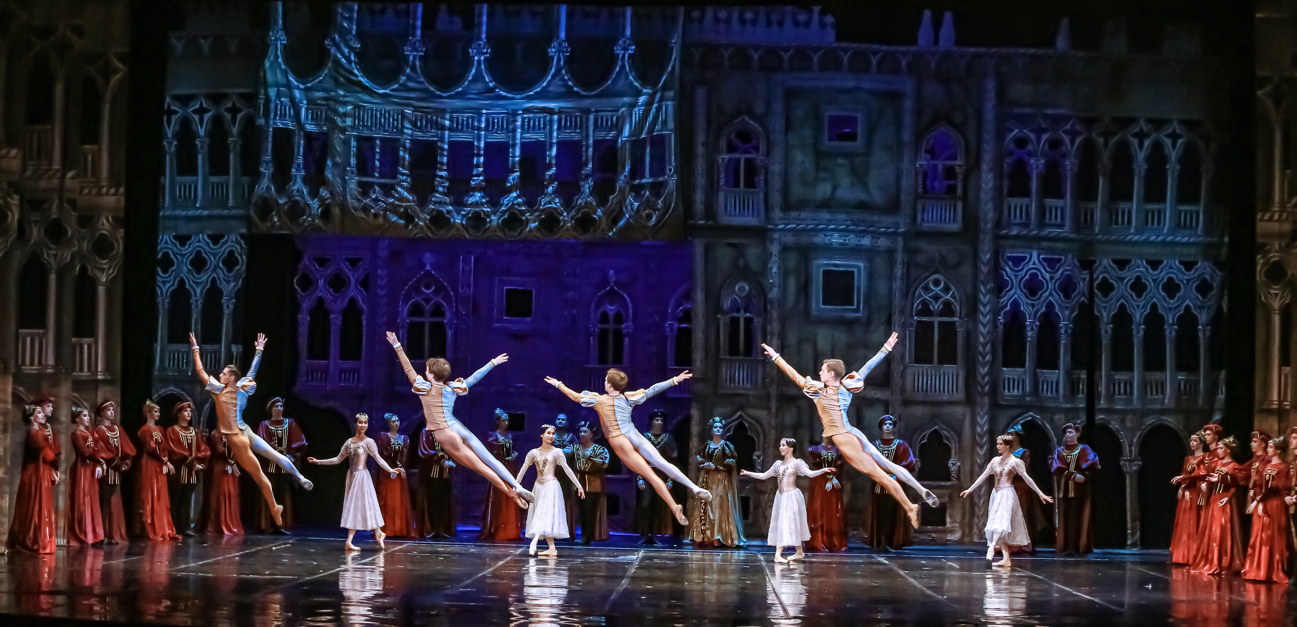 Спектакль Ромео и Жлульета. Фотограф в Сочи Юрий Шептаев