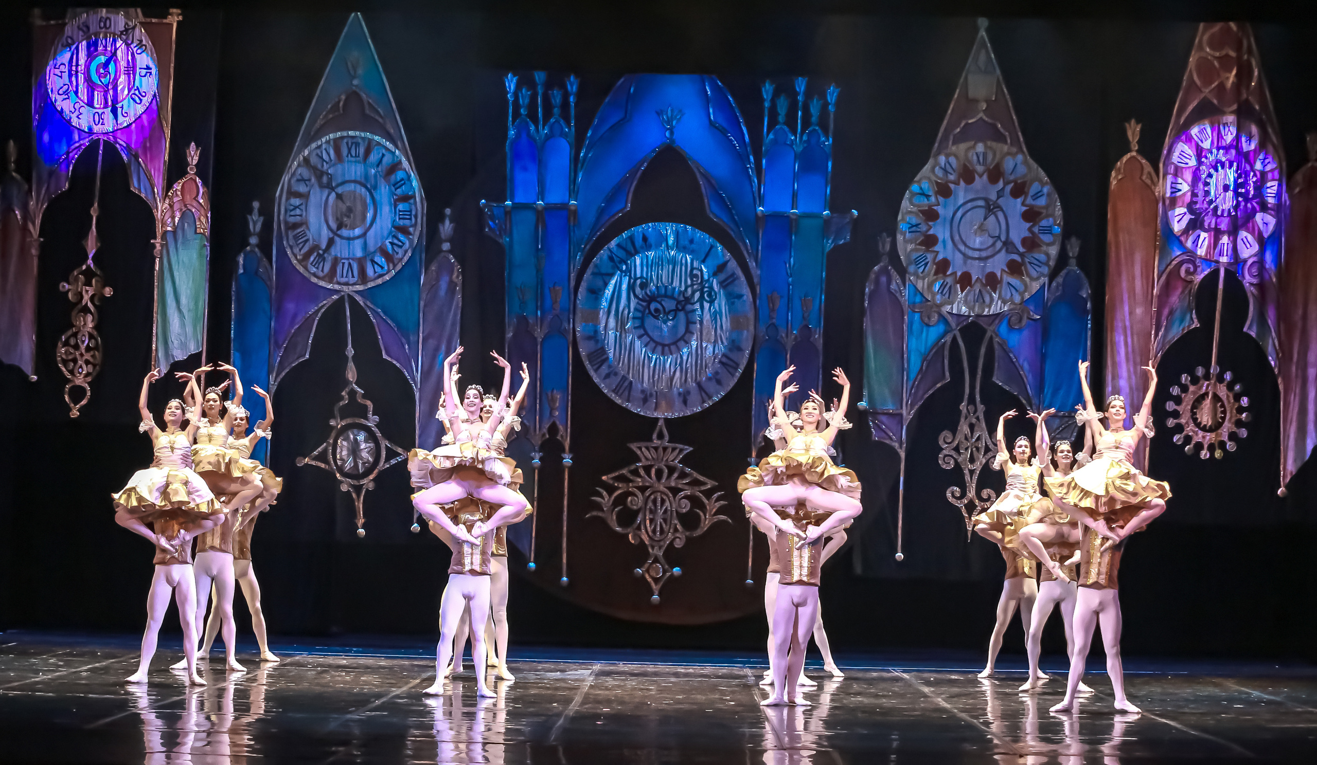 Спектакль Золушка Мариинского театра оперы и балета на сцене Зимнего театра. Фотограф в Сочи Юрий Шептаев