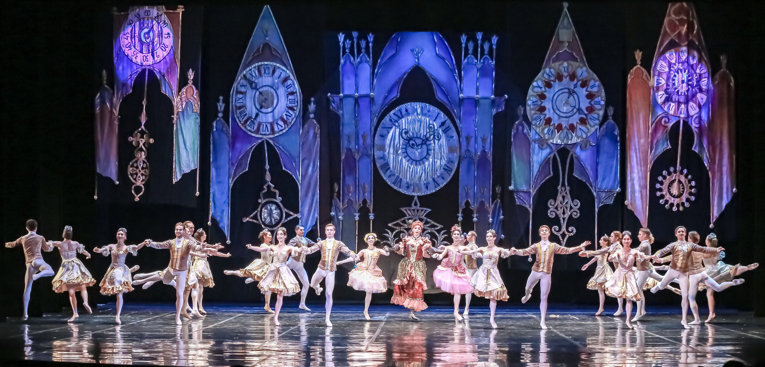 Спектакль Золушка Мариинского театра оперы и балета на сцене Зимнего театра. Фотограф в Сочи Юрий Шептаев