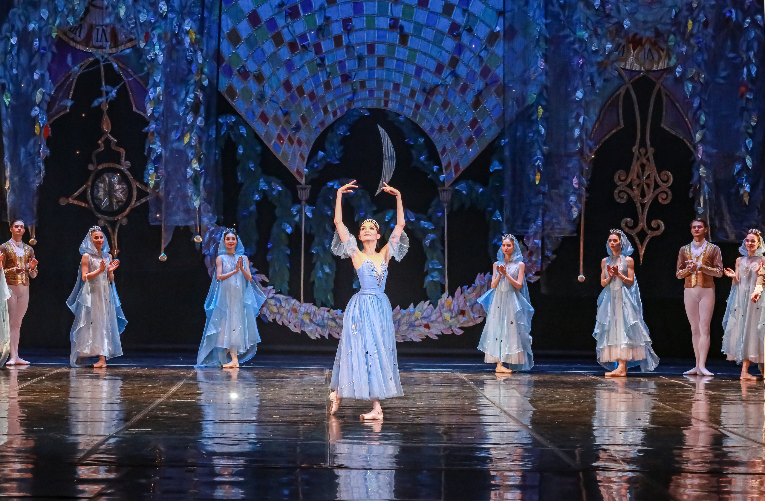 Спектакль Золушка Мариинского театра оперы и балета на сцене Зимнего театра. Фотограф в Сочи Юрий Шептаев