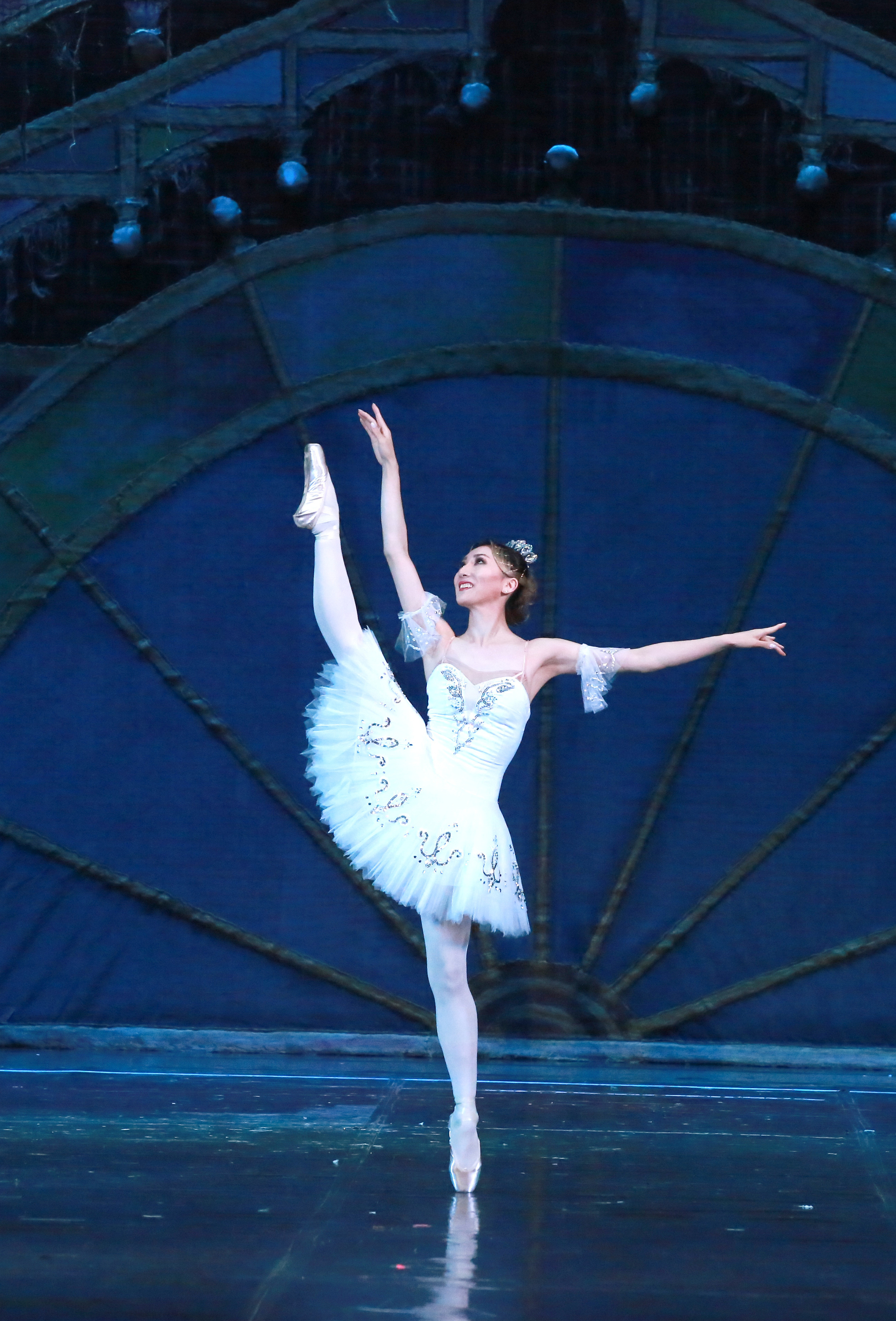 Спектакль Золушка Мариинского театра оперы и балета на сцене Зимнего театра. Фотограф в Сочи Юрий Шептаев