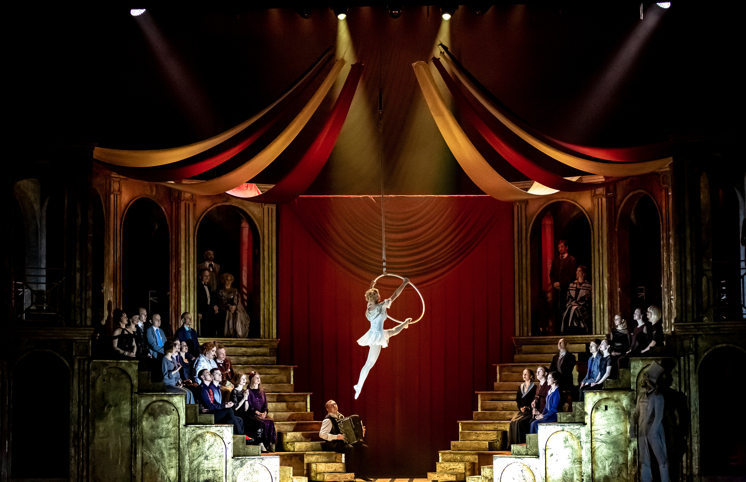 Мюзикл «Принцесса цирка» Московский театр мюзикла в Сочи Зимний театр. Фотограф в Сочи Юрий Шептаев