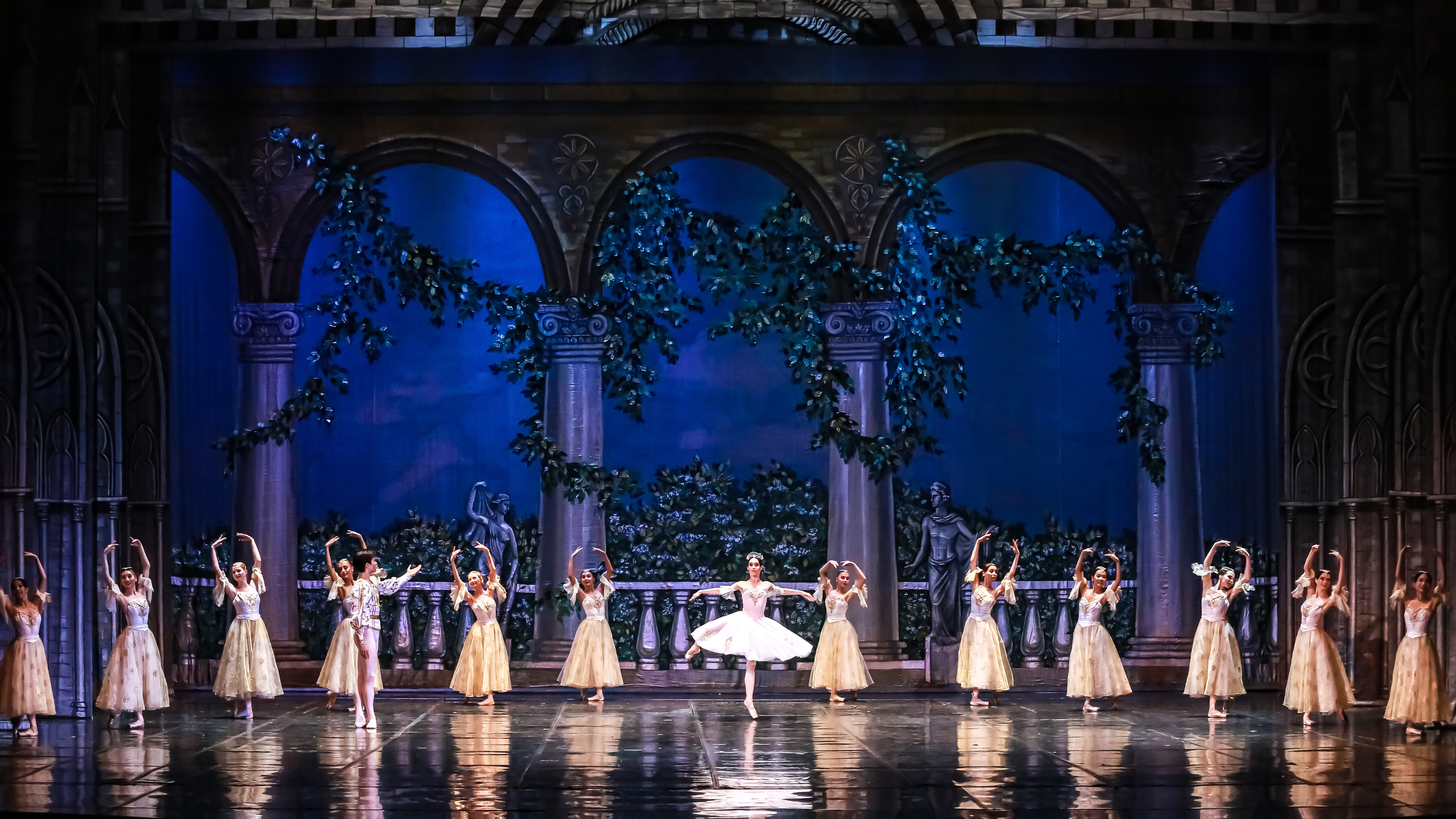 Спектакль Эсмеральда Марийского театра оперы и балета. Фотограф в Сочи Юрий Шептаев