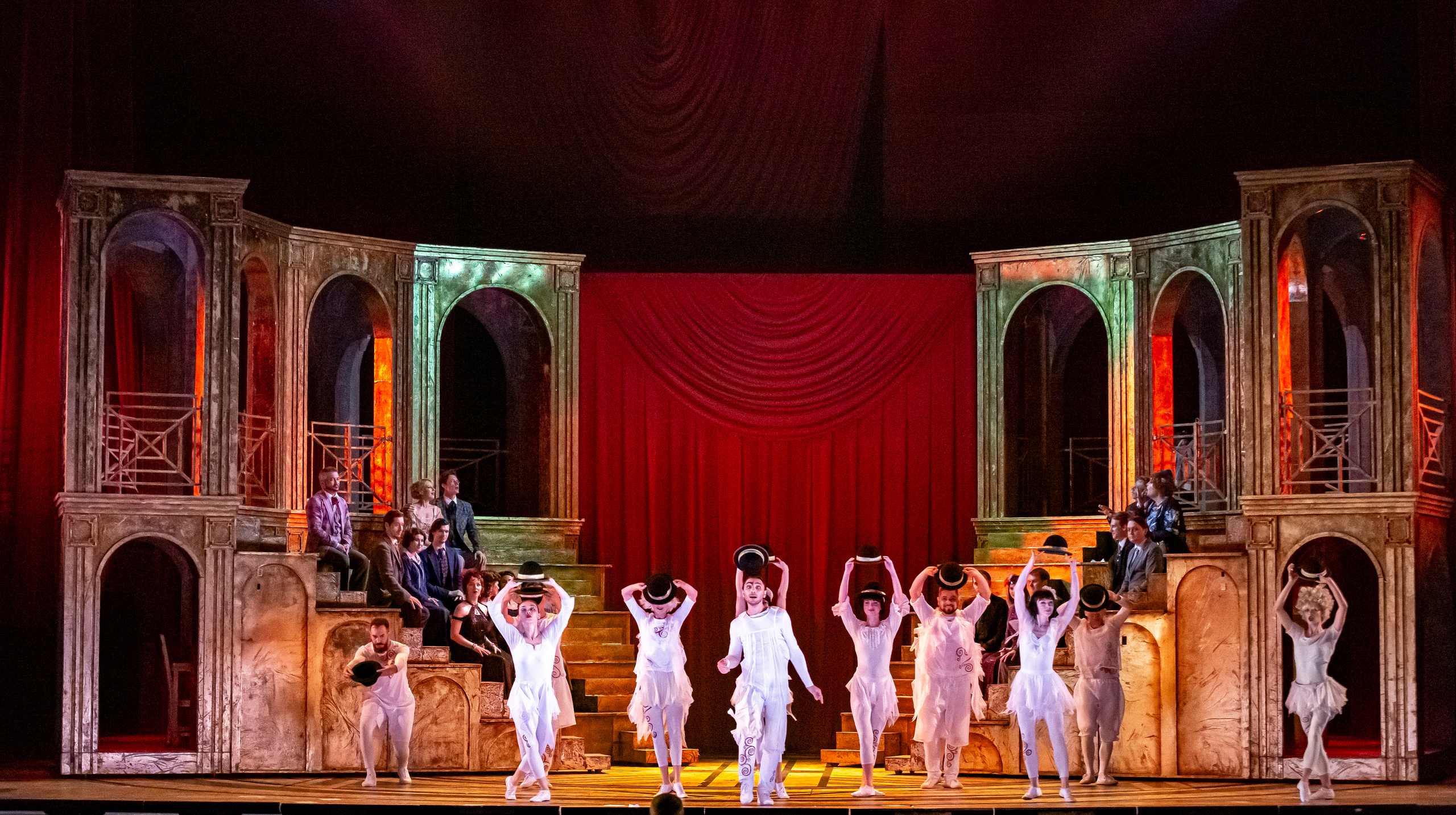 Мюзикл «Принцесса цирка» Московский театр мюзикла в Сочи Зимний театр. Фотограф в Сочи Юрий Шептаев