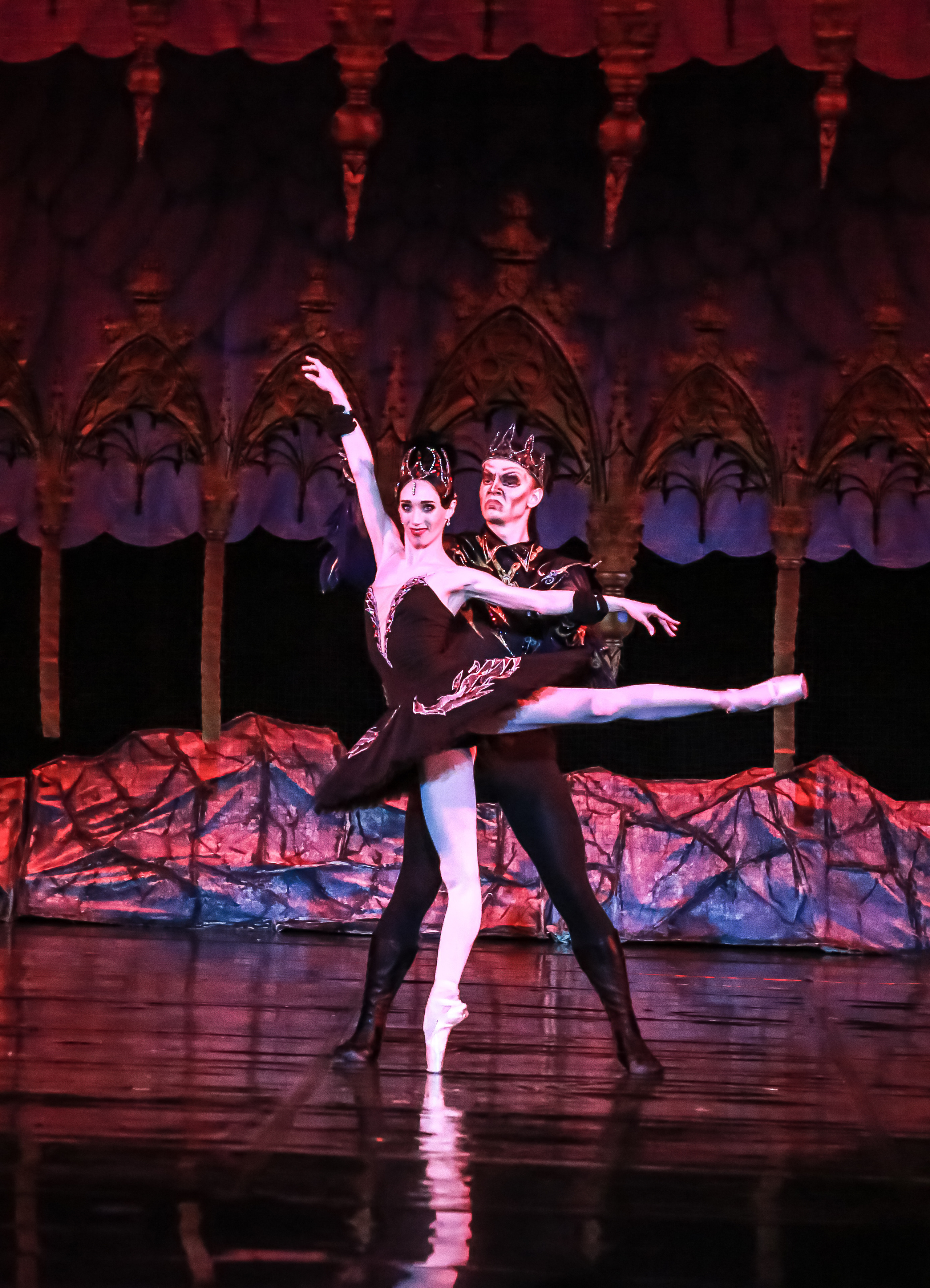 Спектакль Лебединое озеро Марийского театра оперы и балета Зимний. Фотограф в Сочи Юрий Шептаев